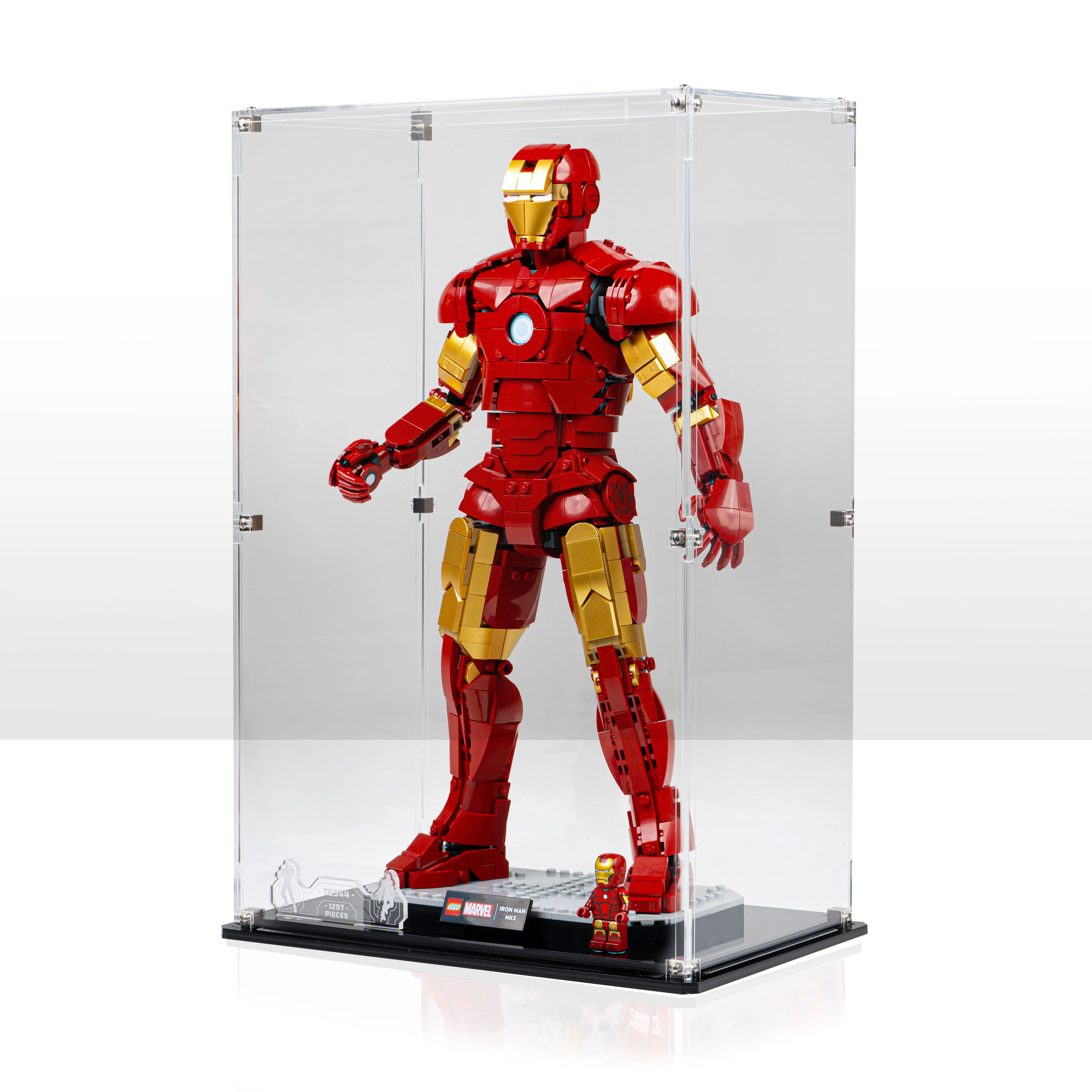 Display Case for LEGO® Marvel: Iron Man Mark 3 Collectors' Edition (76344) - Image 11