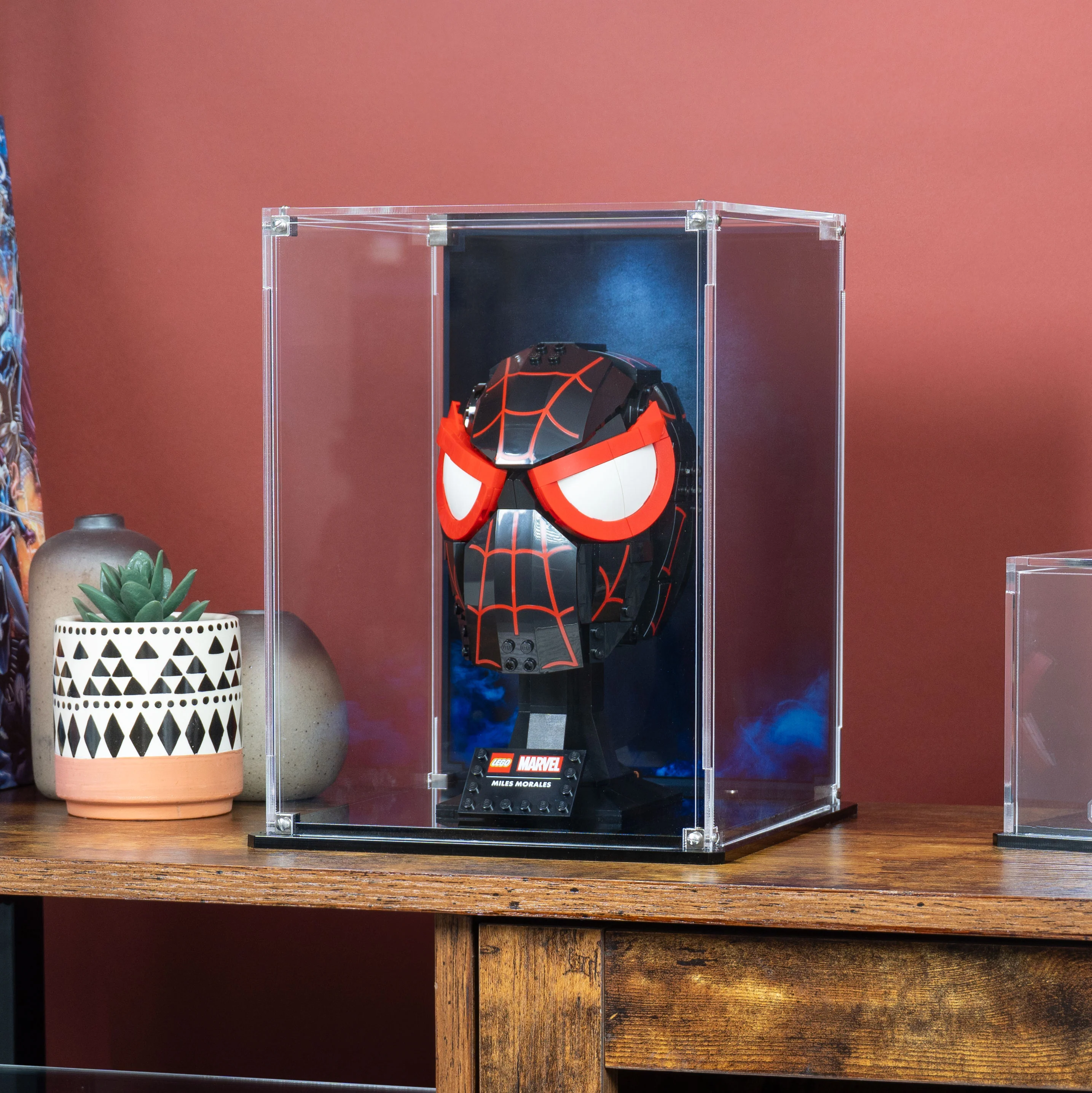 Display Case for LEGO® Marvel: Miles Morales’ Mask (76329) - Image 2
