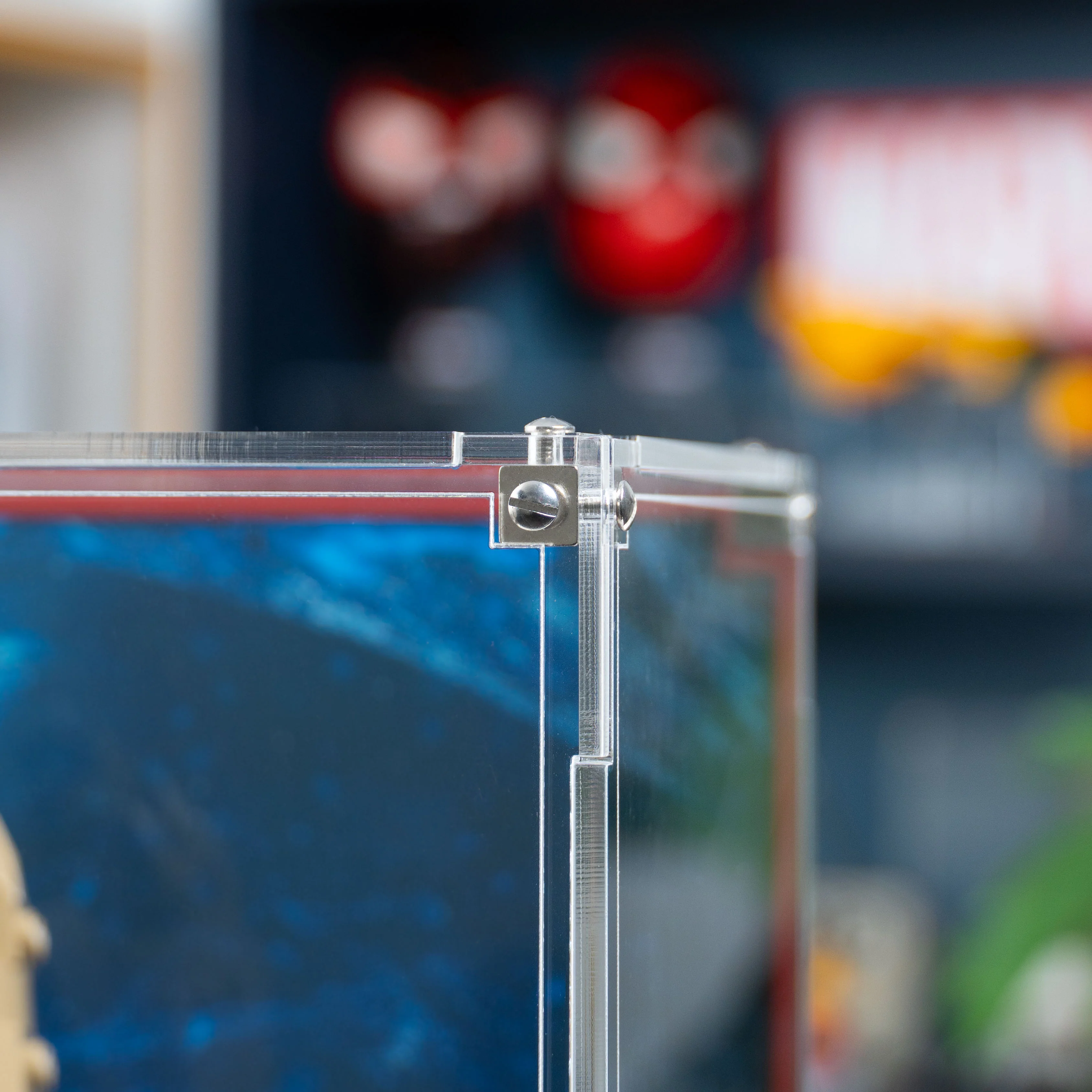 Display Case for LEGO® Marvel: Ravager Jumpsuit Groot (76341) - Image 14