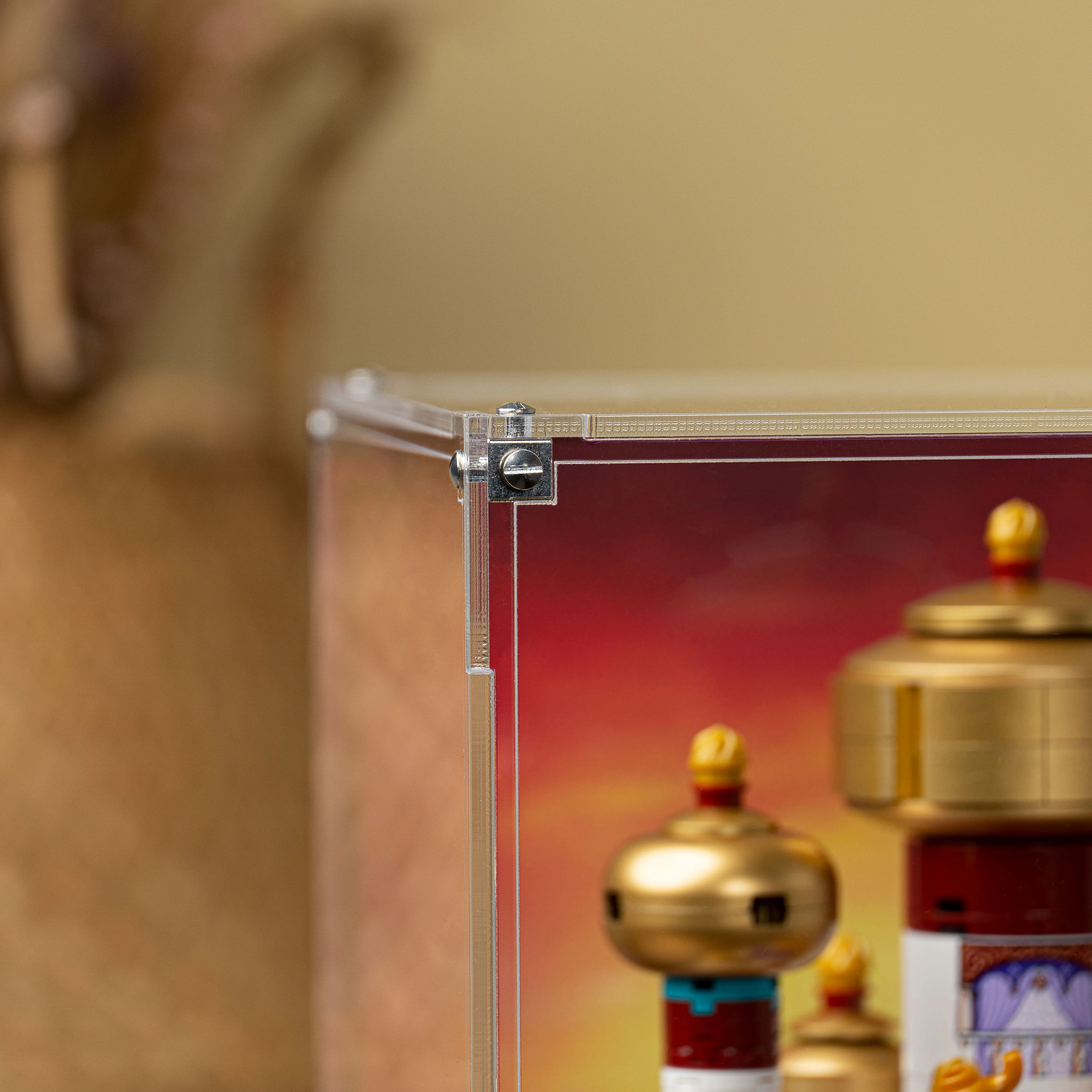 Display Case for LEGO® Mini Disney Palace of Agrabah (40613) - Image 9