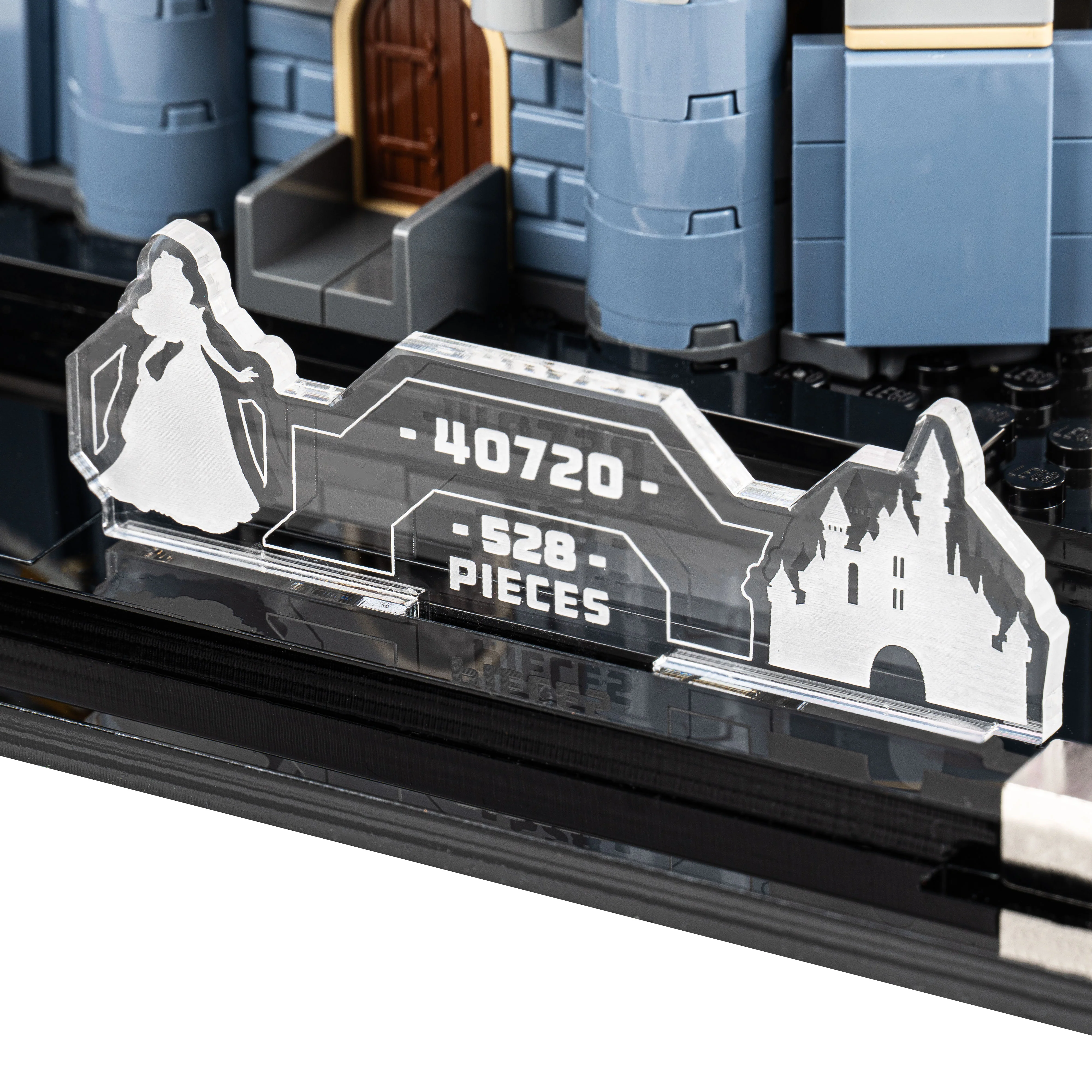 Display Case for LEGO® Mini Disney Sleeping Beauty Castle  (40720) - Image 8