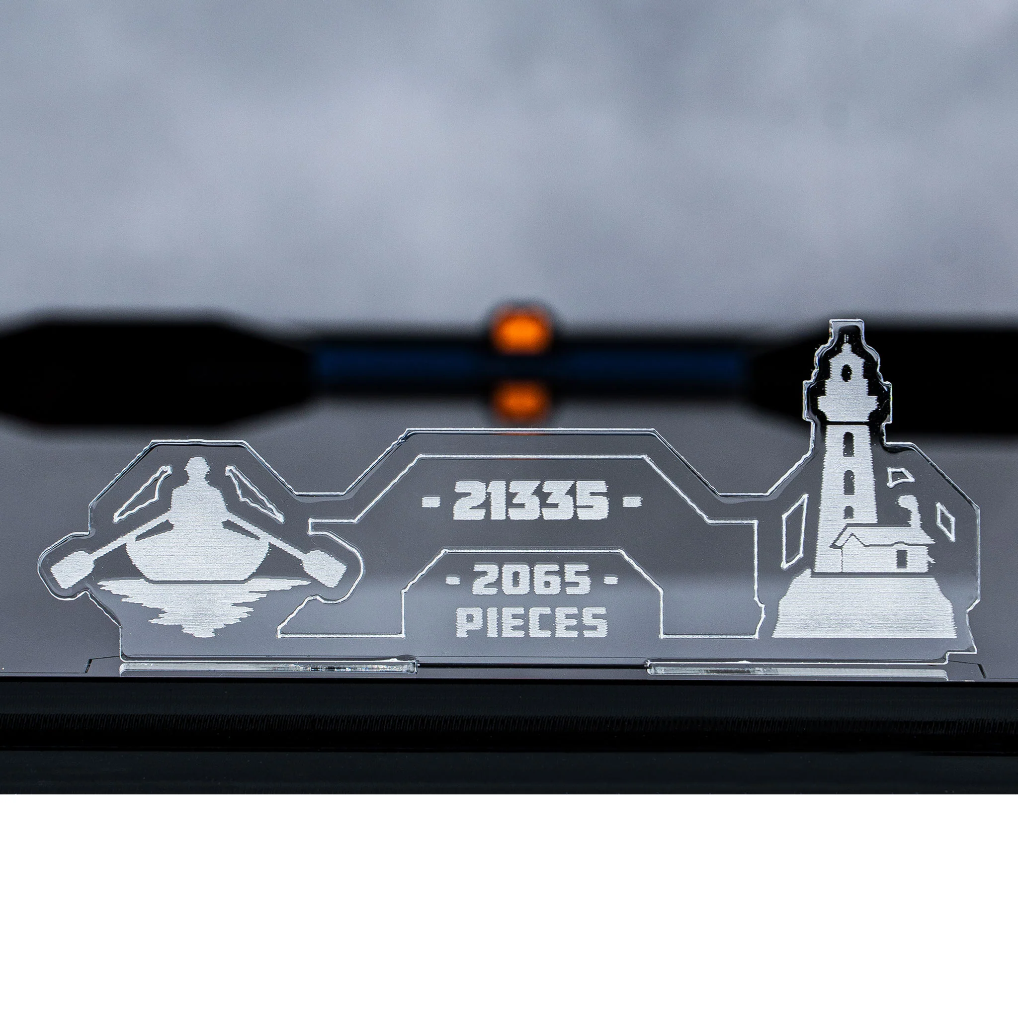 Display Case for LEGO® Ideas: Motorised Lighthouse (21335) - Image 12