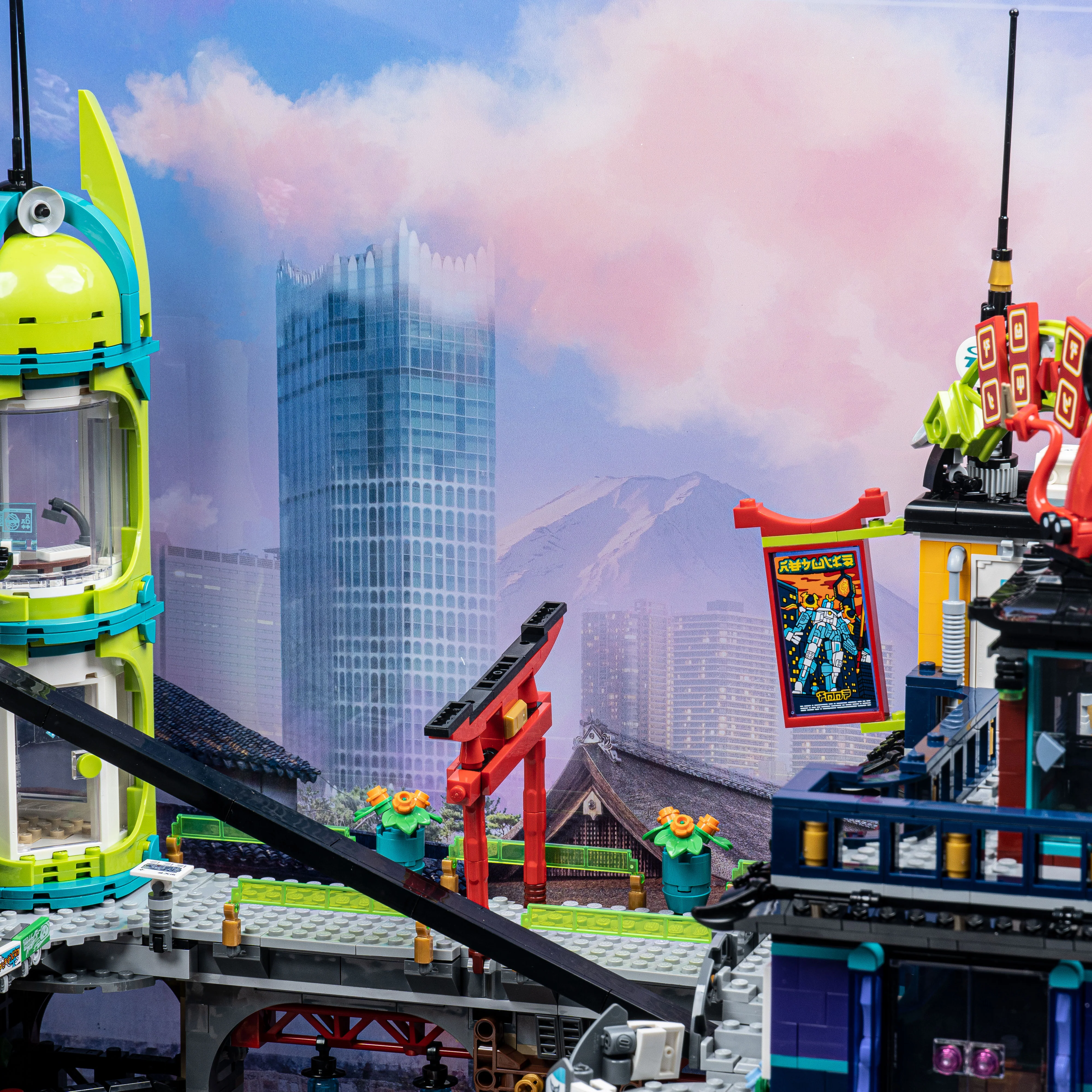 Display Case for LEGO® NINJAGO® City Markets (71799) - Image 13