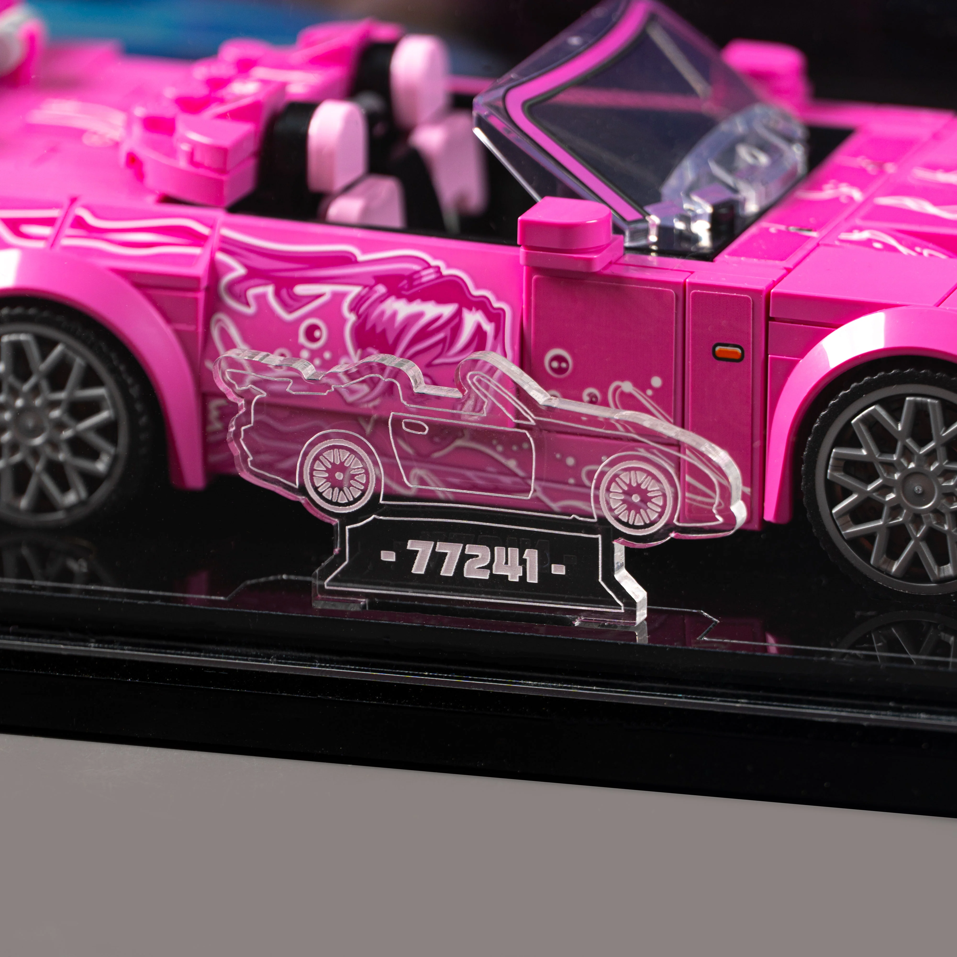Display Case for LEGO® Speed Champions: 2 Fast 2 Furious Honda S2000 (77241) - Image 7