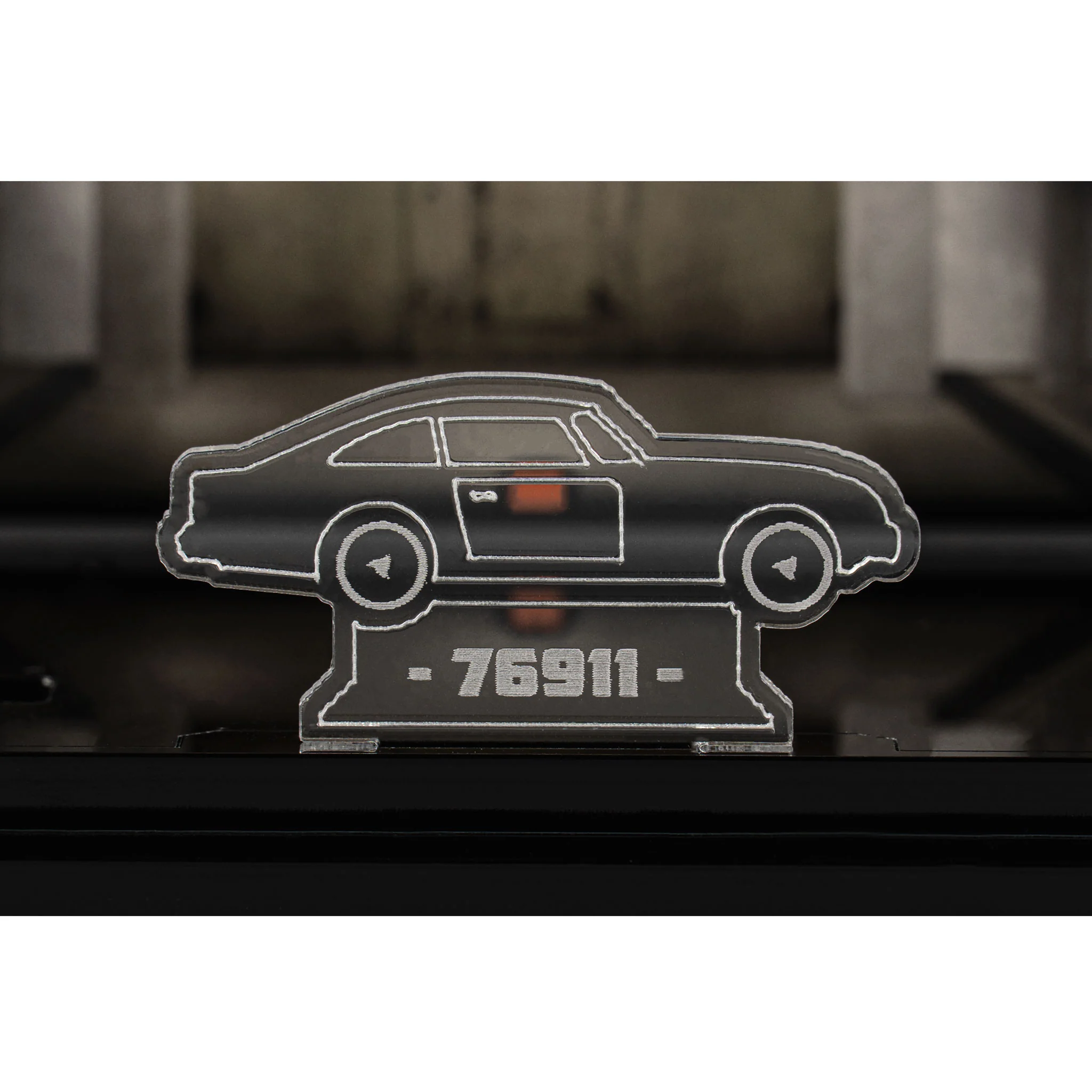 Display Case for LEGO® Speed Champions Aston Martin DB5 (76911) - Image 4