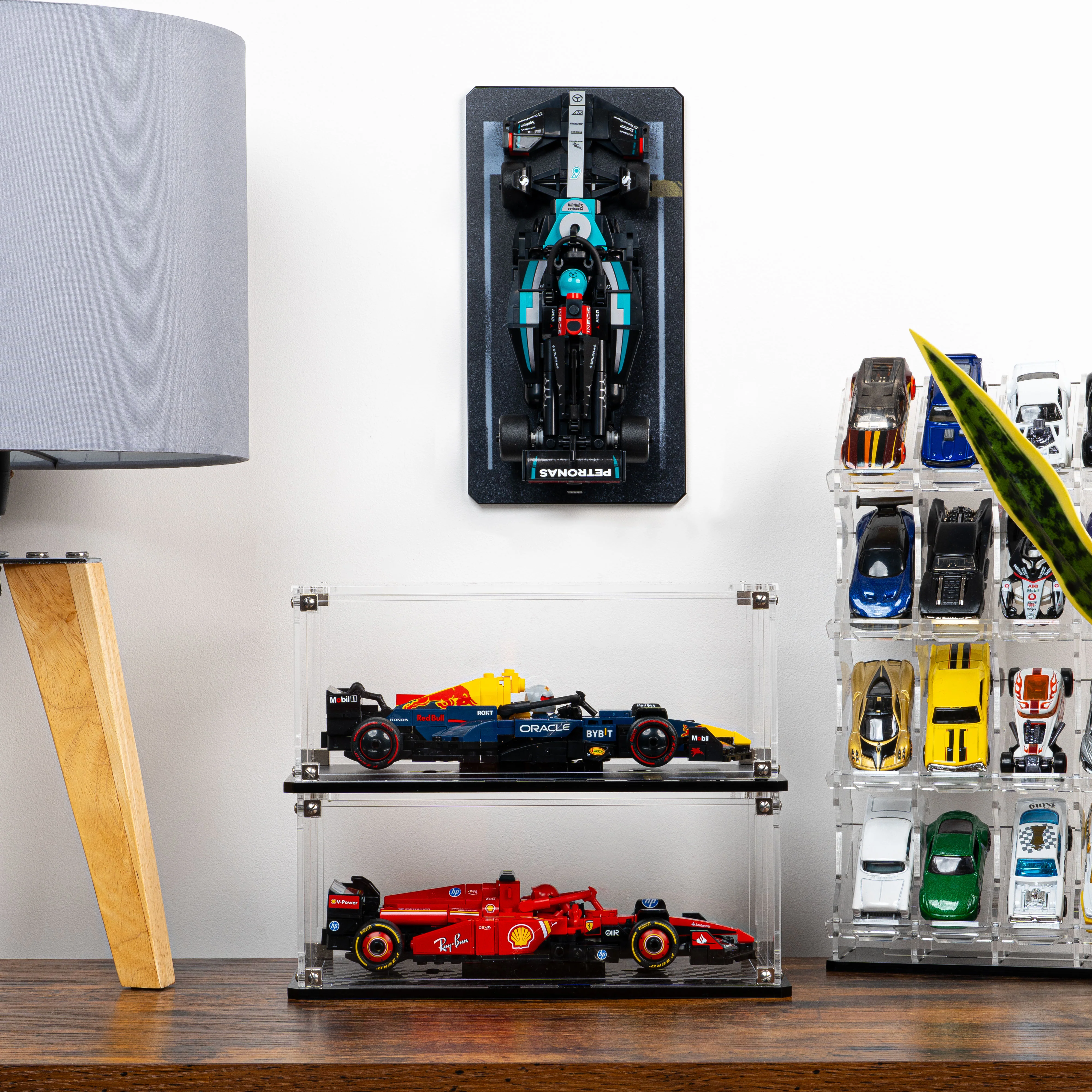 Wall Mountable Display Case for LEGO® Speed Champions: Formula 1 Range - Image 27