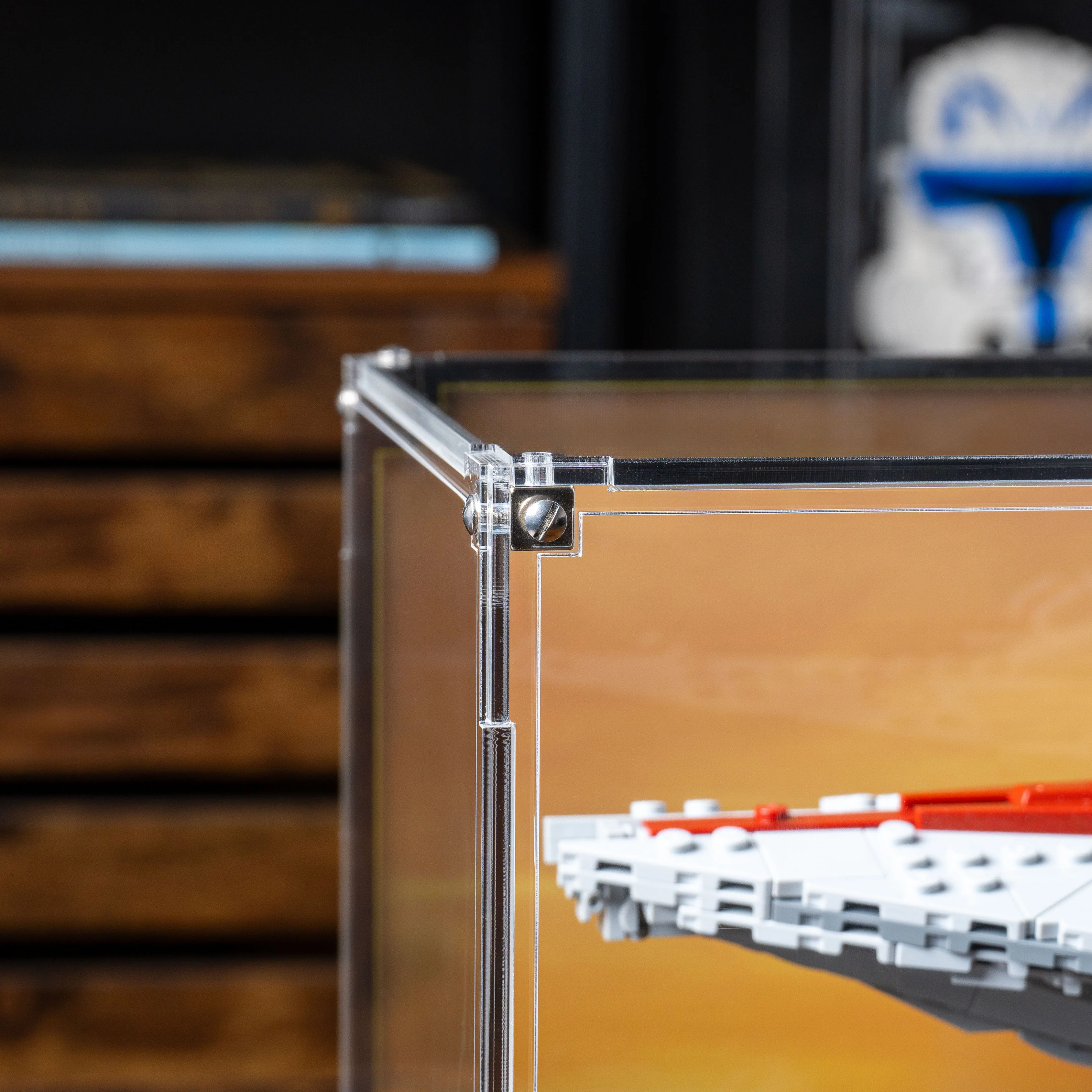 Display Case for LEGO® Star Wars: Acclamator-Class Assault Ship™ (75404) - Image 12
