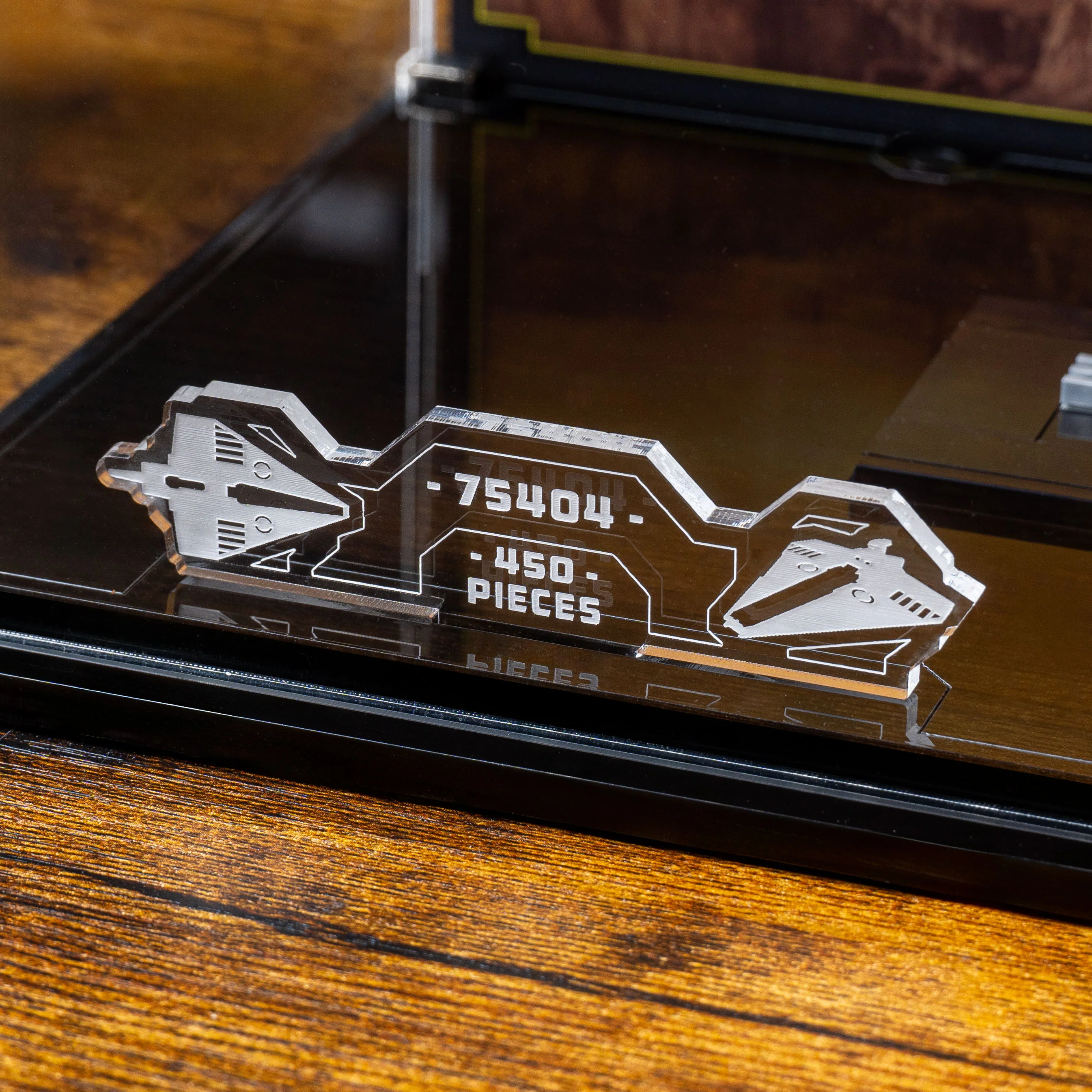 Display Case for LEGO® Star Wars: Acclamator-Class Assault Ship™ (75404) - Image 13