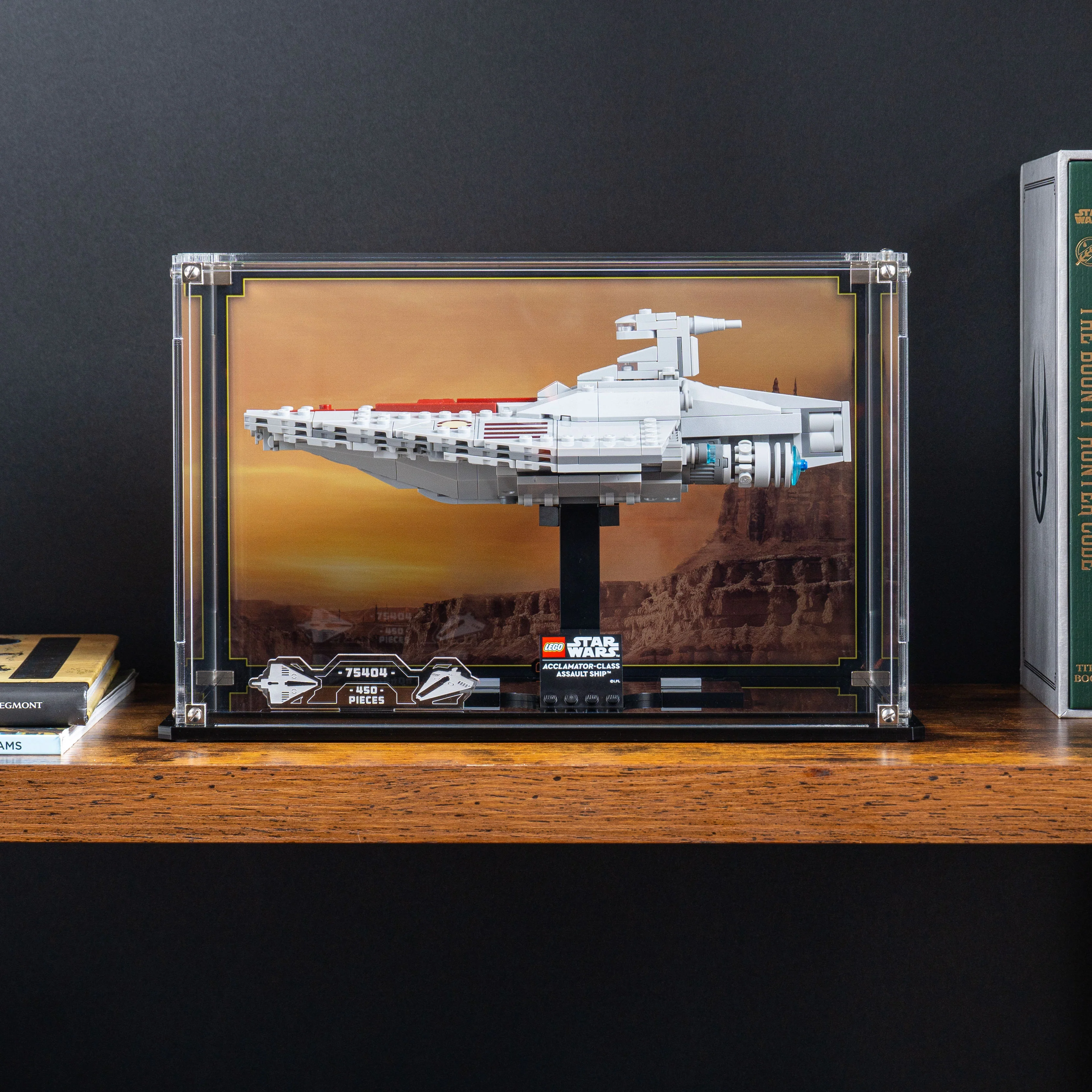 Display Case for LEGO® Star Wars: Acclamator-Class Assault Ship™ (75404) - Image 9