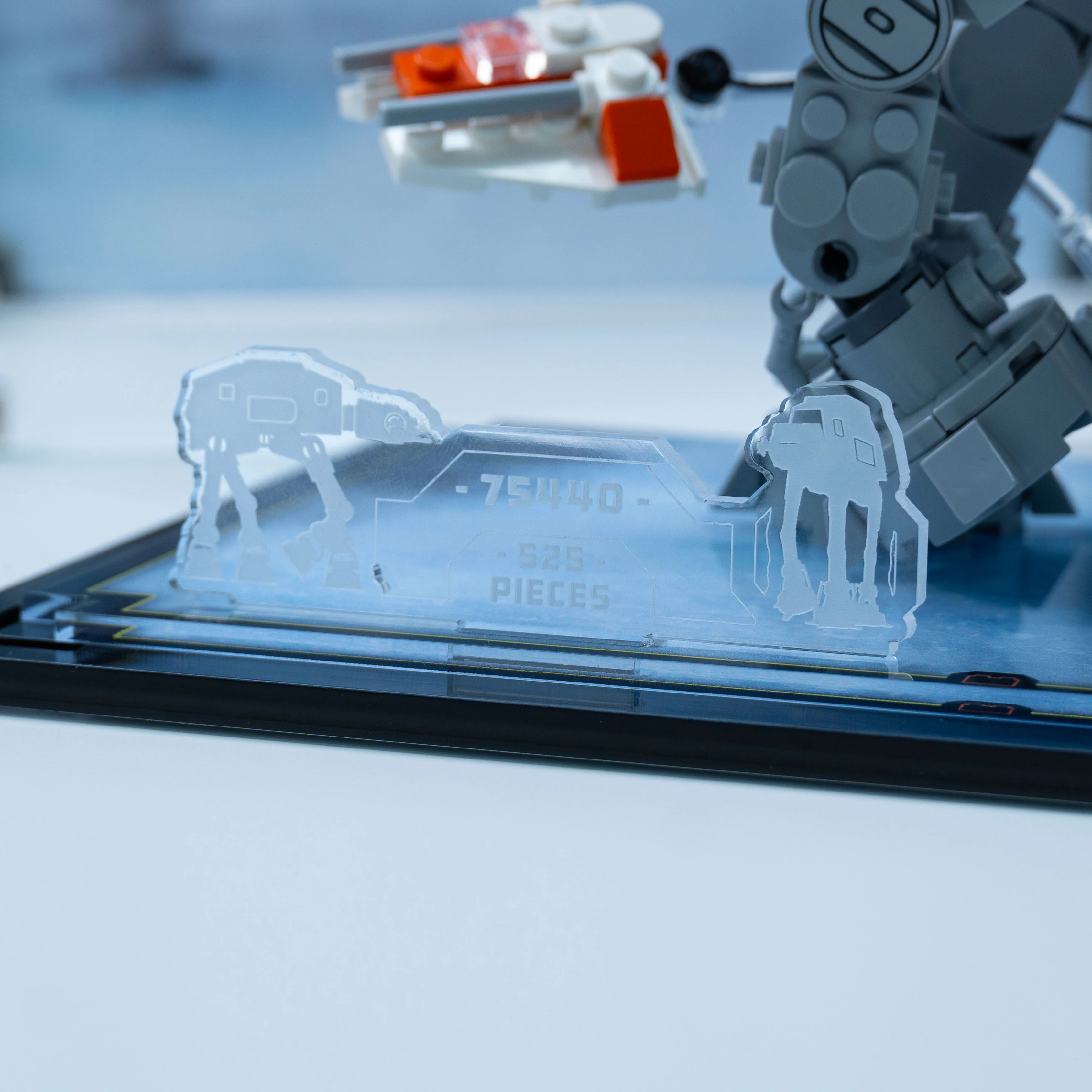 Display Case for LEGO® Star Wars: AT-AT™ (75440) - Image 14
