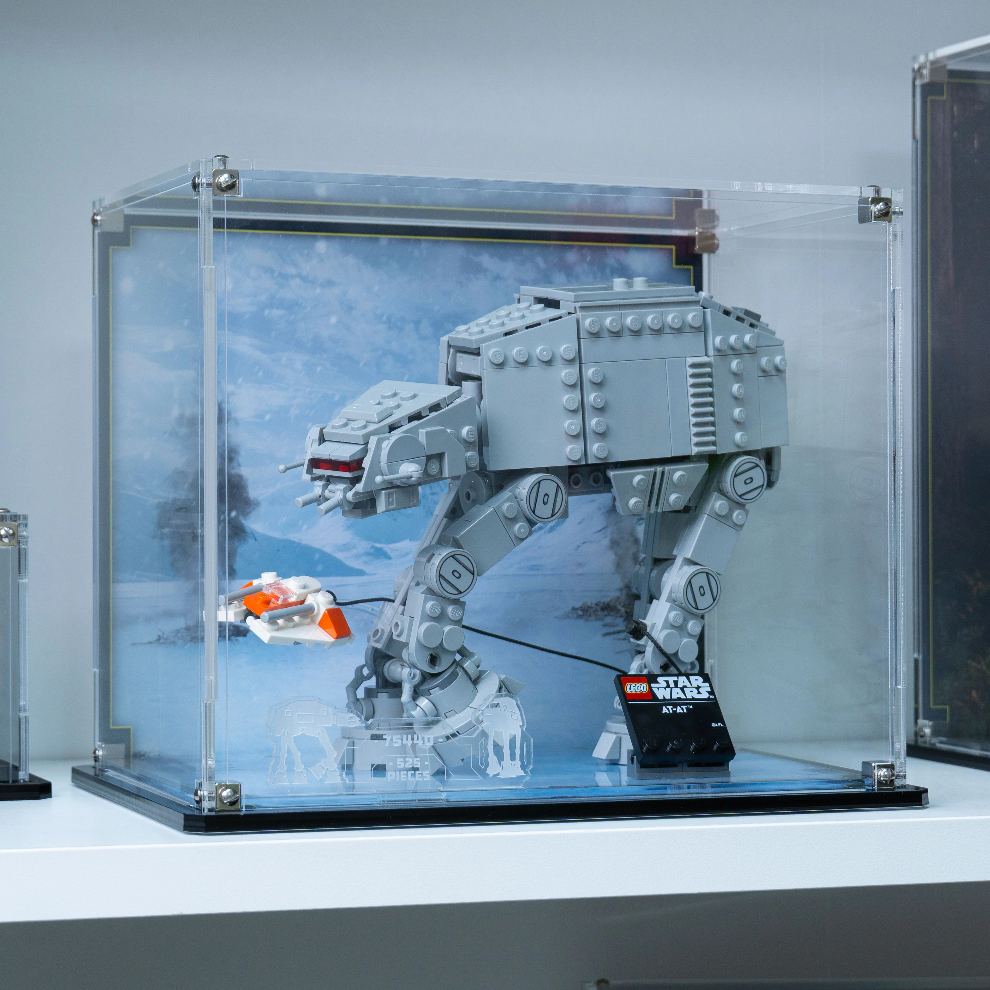 Display Case for LEGO® Star Wars: AT-AT™ (75440) - Image 15