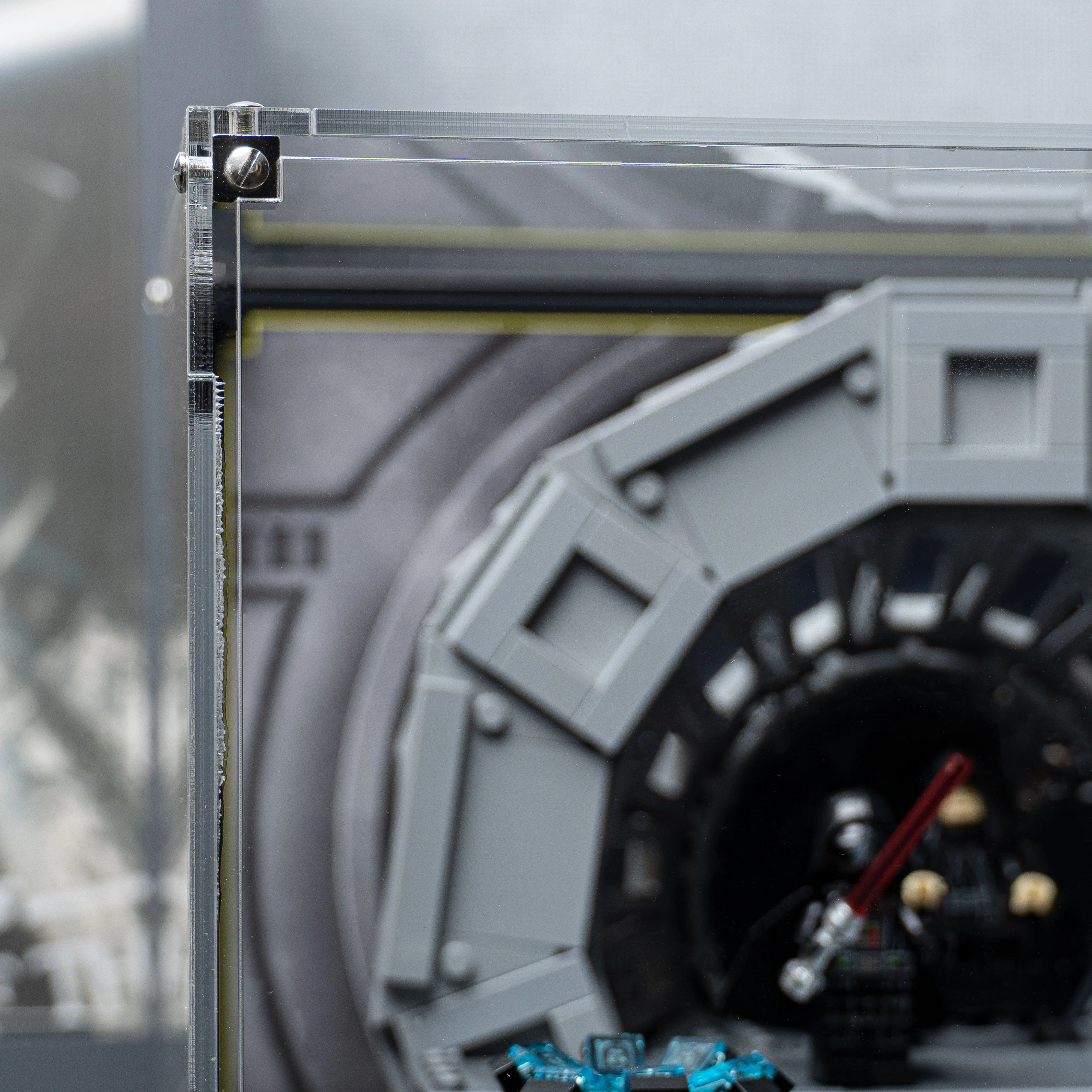 Display Case for LEGO® Star Wars: Emperor's Throne Room™ Diorama (75352) - Image 12