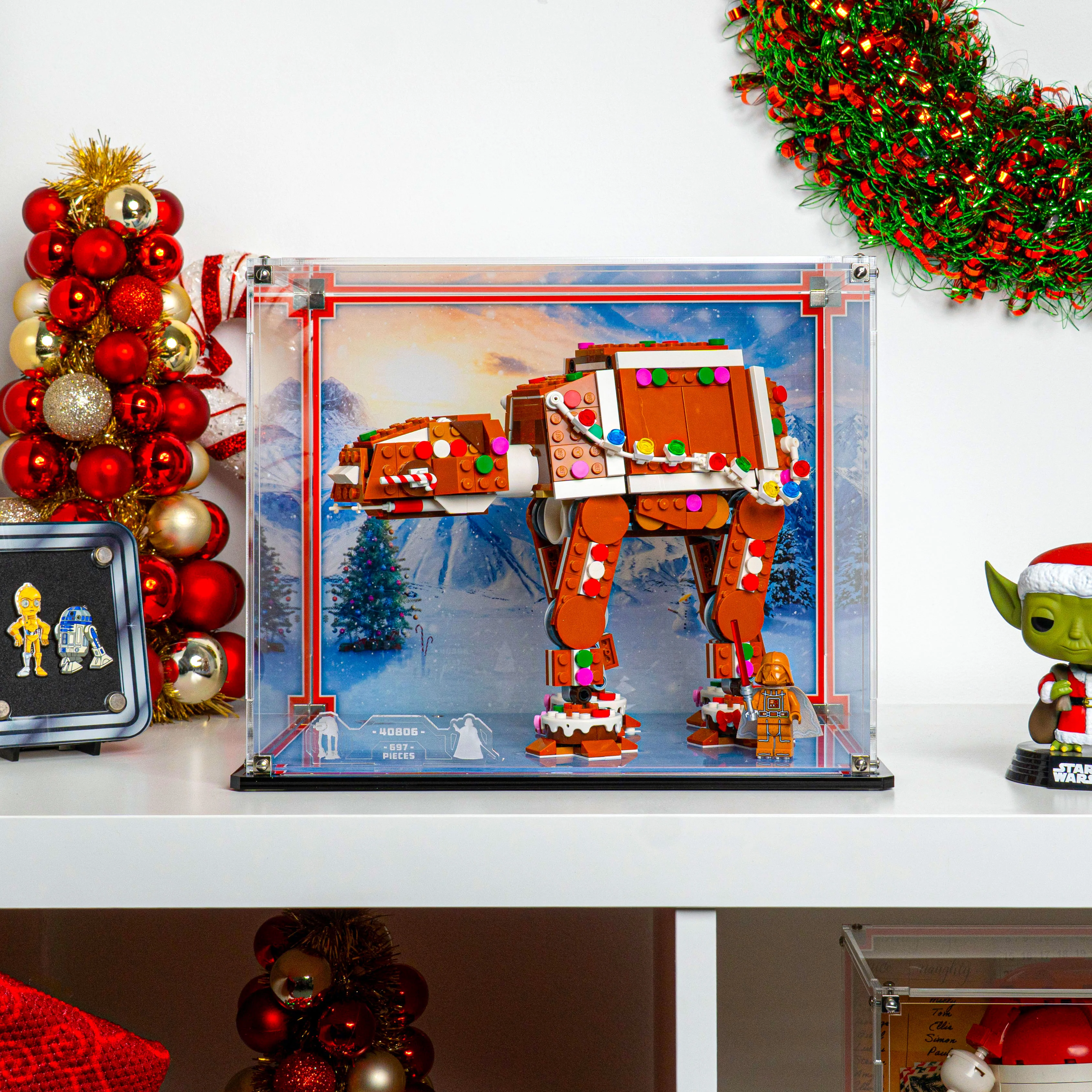 Display Case for LEGO® Star Wars: Gingerbread AT-AT™ Walker (40806) - Image 16