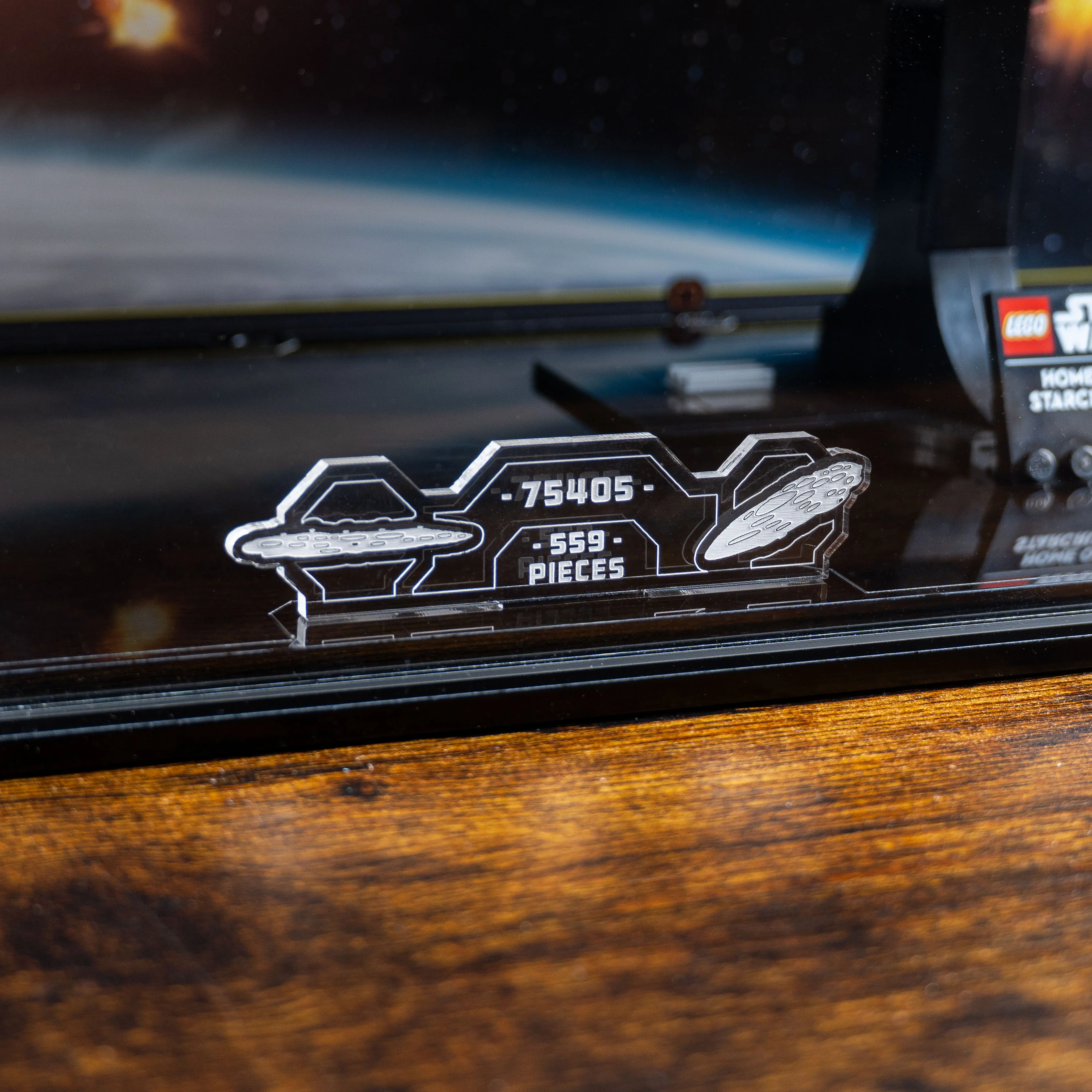 Display Case for LEGO® Star Wars: Home One Starcruiser (75405) - Image 13