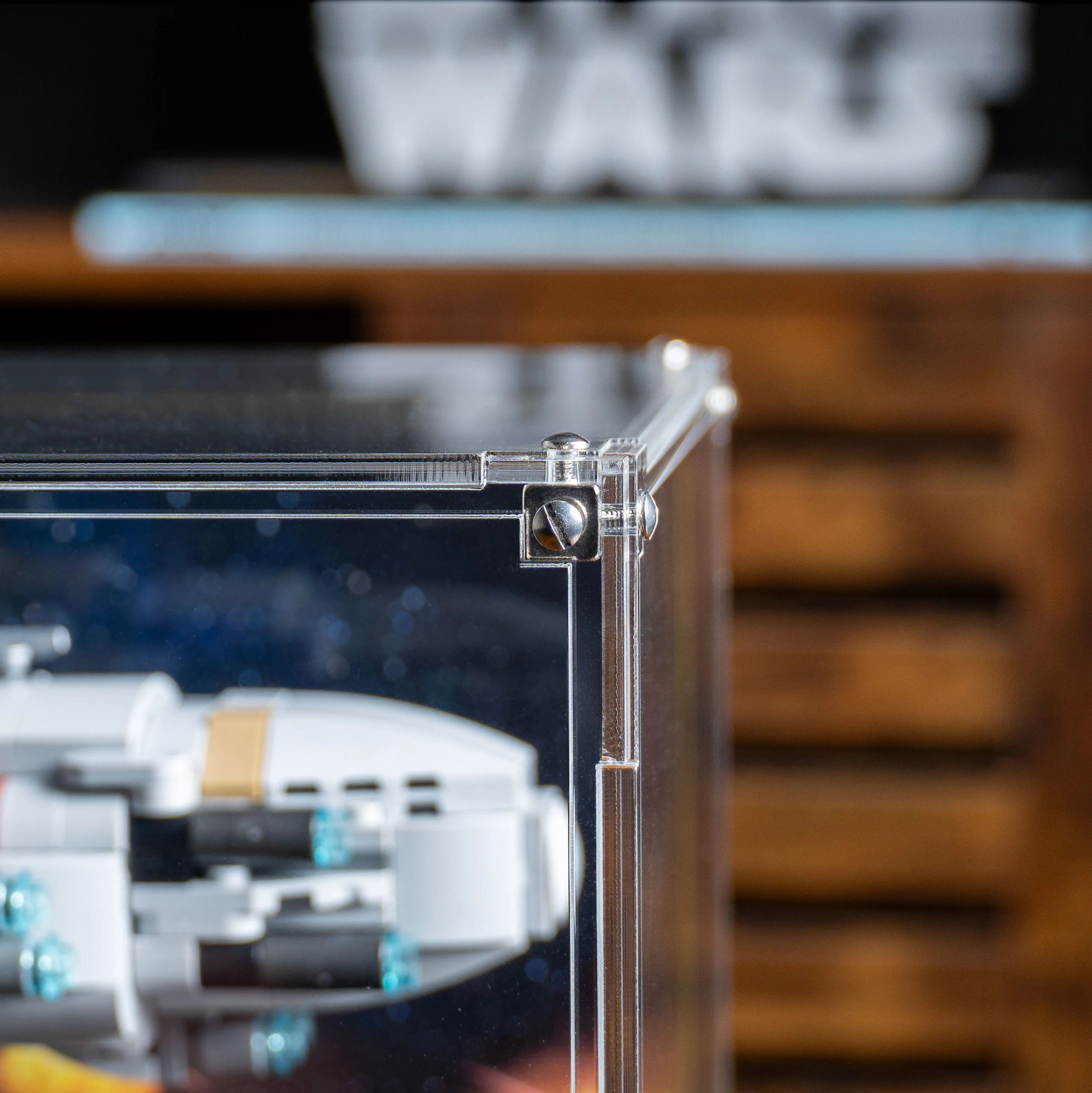 Display Case for LEGO® Star Wars: Home One Starcruiser (75405) - Image 14