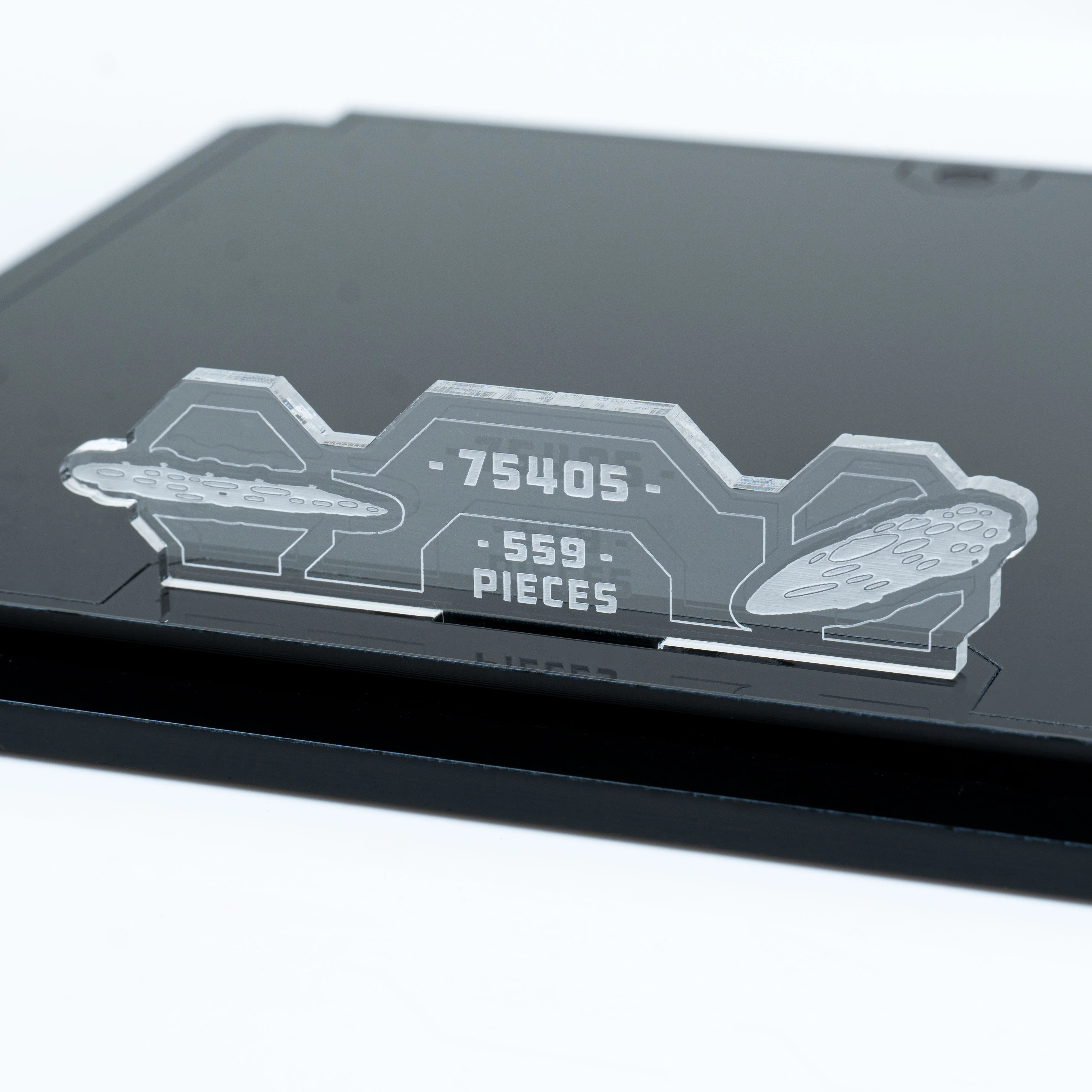 Display Case for LEGO® Star Wars: Home One Starcruiser (75405) - Image 7