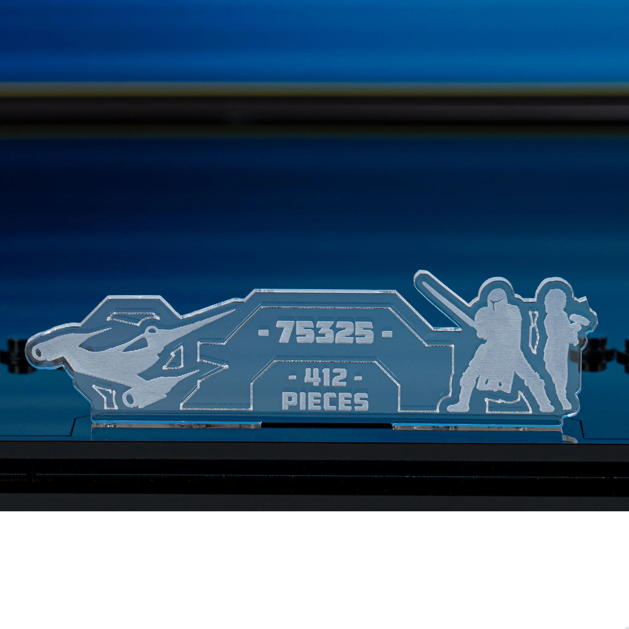 Display Case for LEGO® Star Wars The Mandalorian's N-1 Starfighter™ (75325) - Image 15