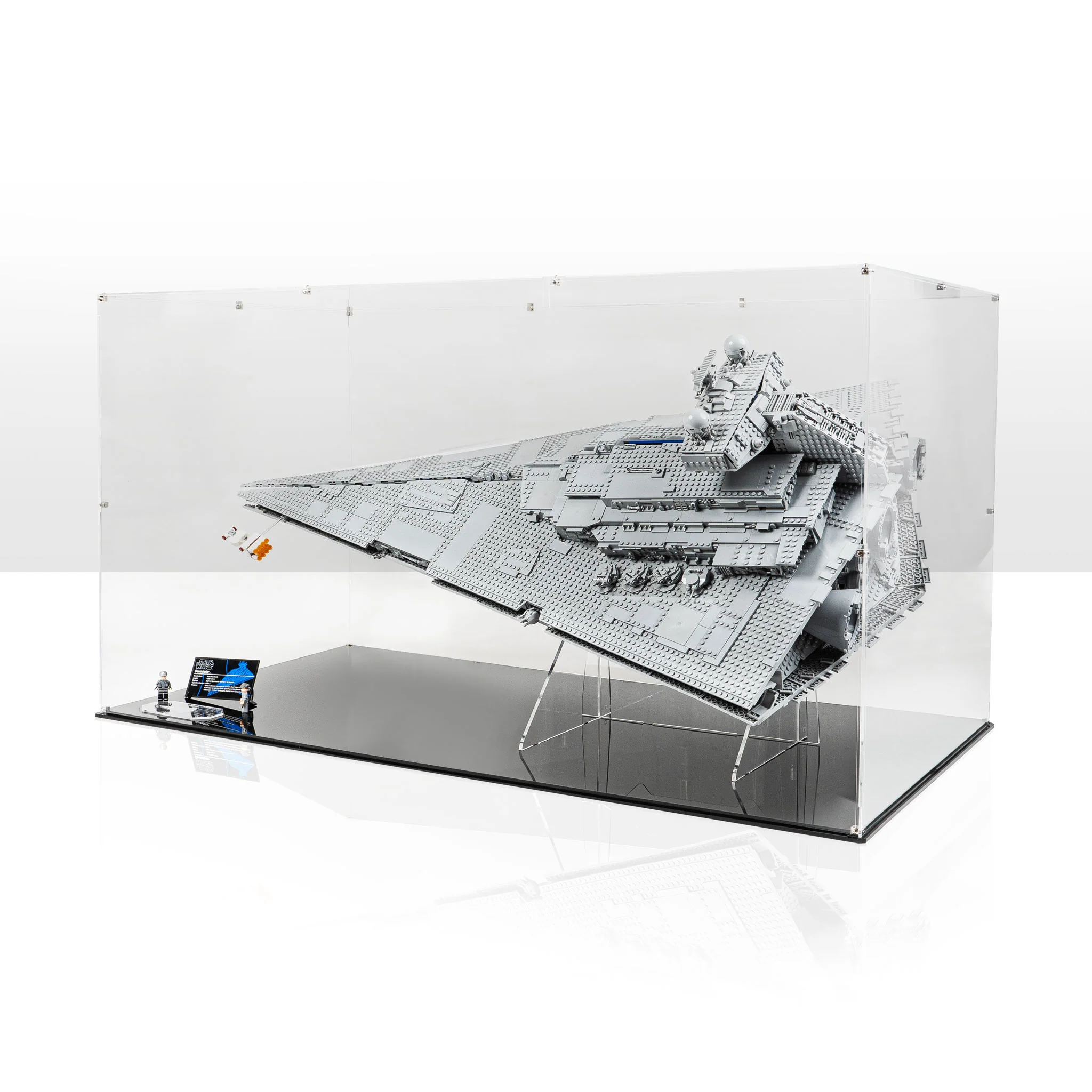 Display Case for LEGO® Star Wars™ UCS Imperial Star Destroyer™ (75252) - Image 12