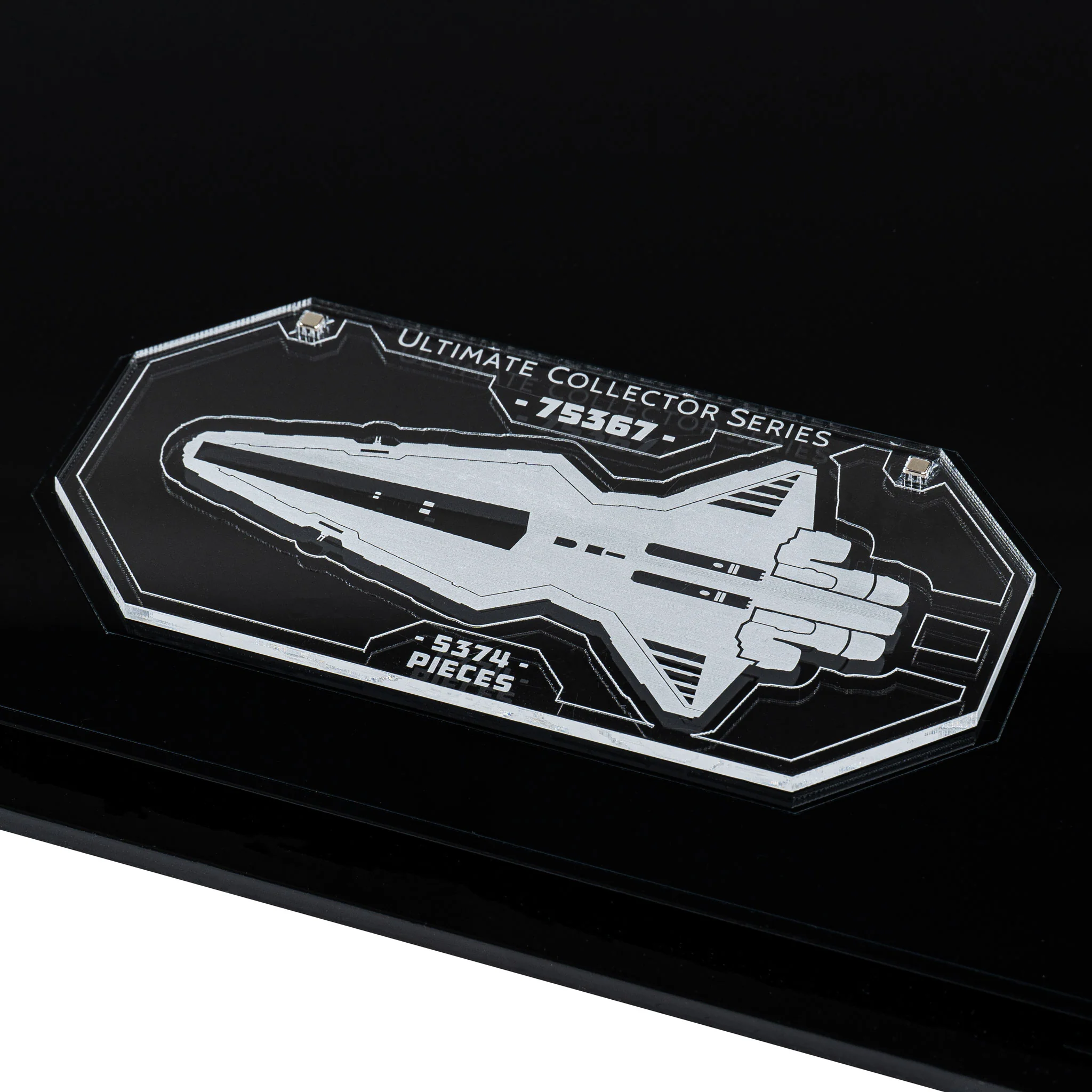 Display Case for LEGO® Star Wars™ Venator-Class Republic Attack Cruiser (75367) - Image 28