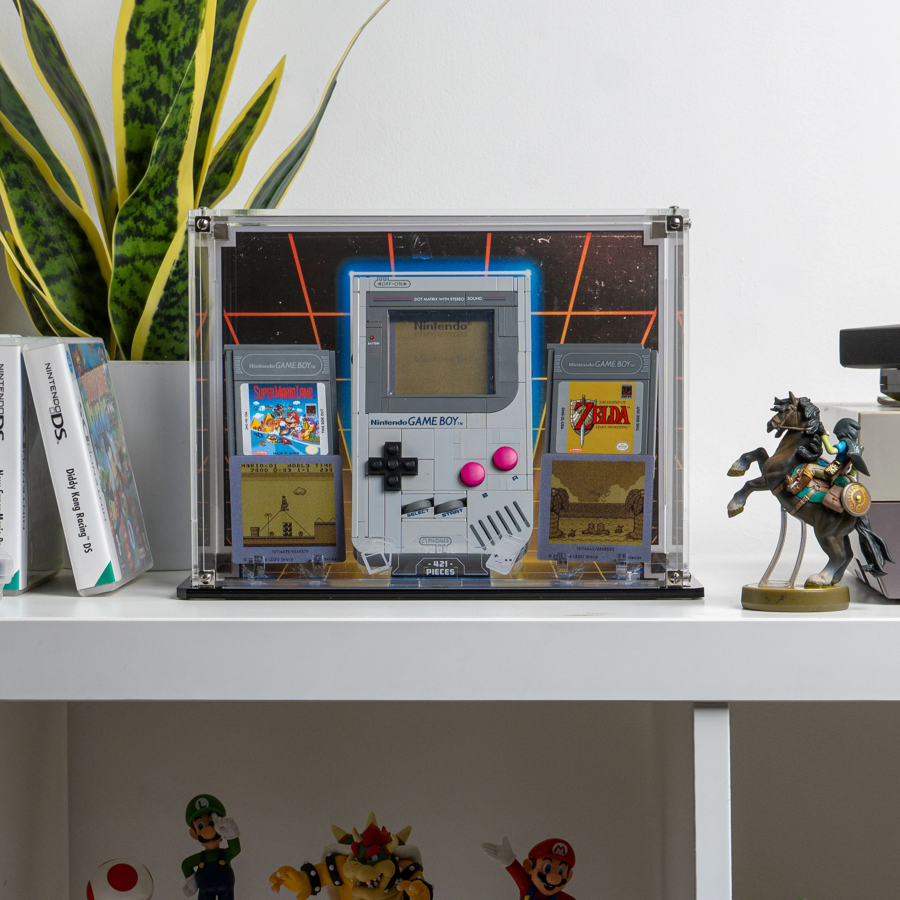Display Case for LEGO® Super Mario Game Boy™ (72046) - Image 20