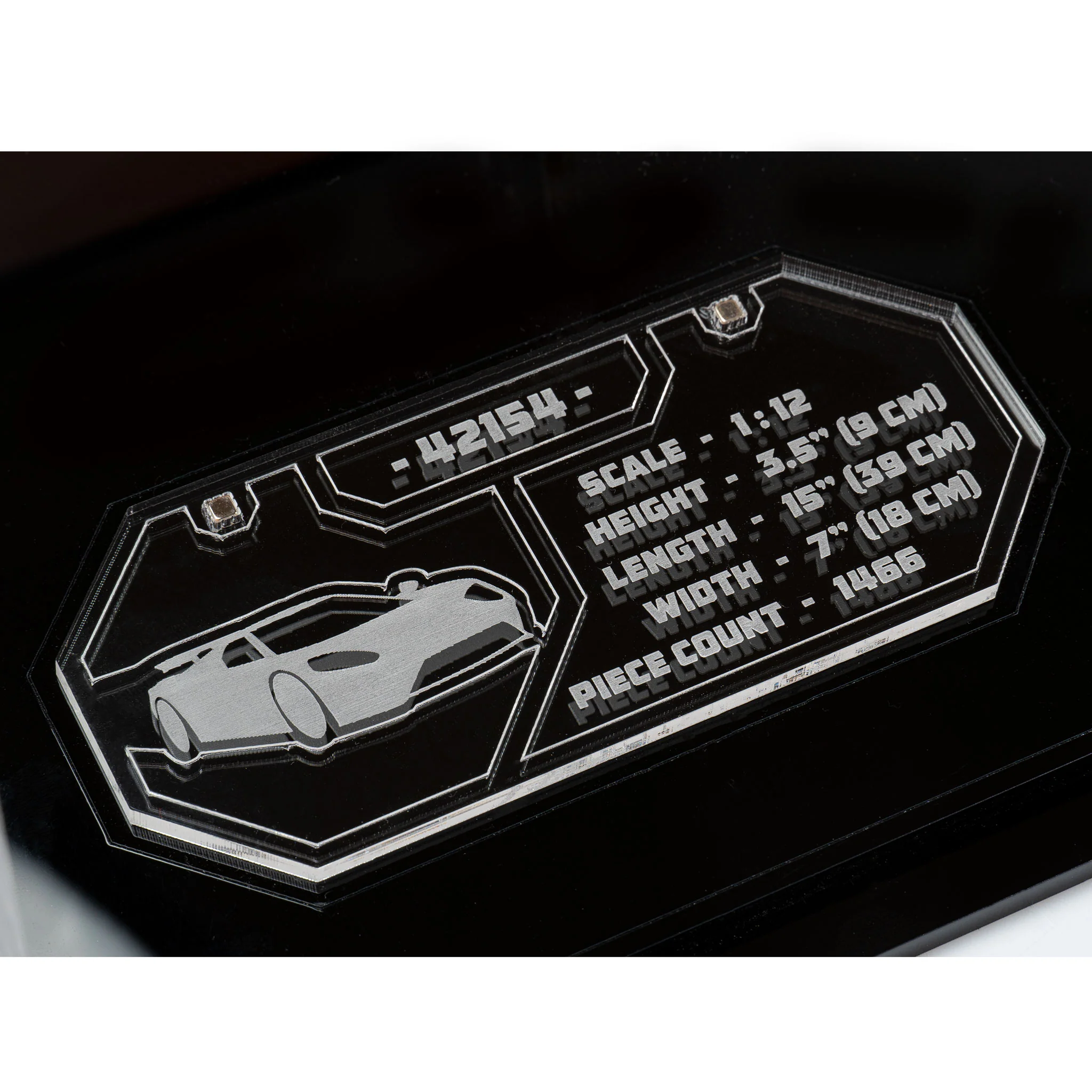 Display Case for LEGO® Technic: 2022 Ford GT (42154) - Image 6