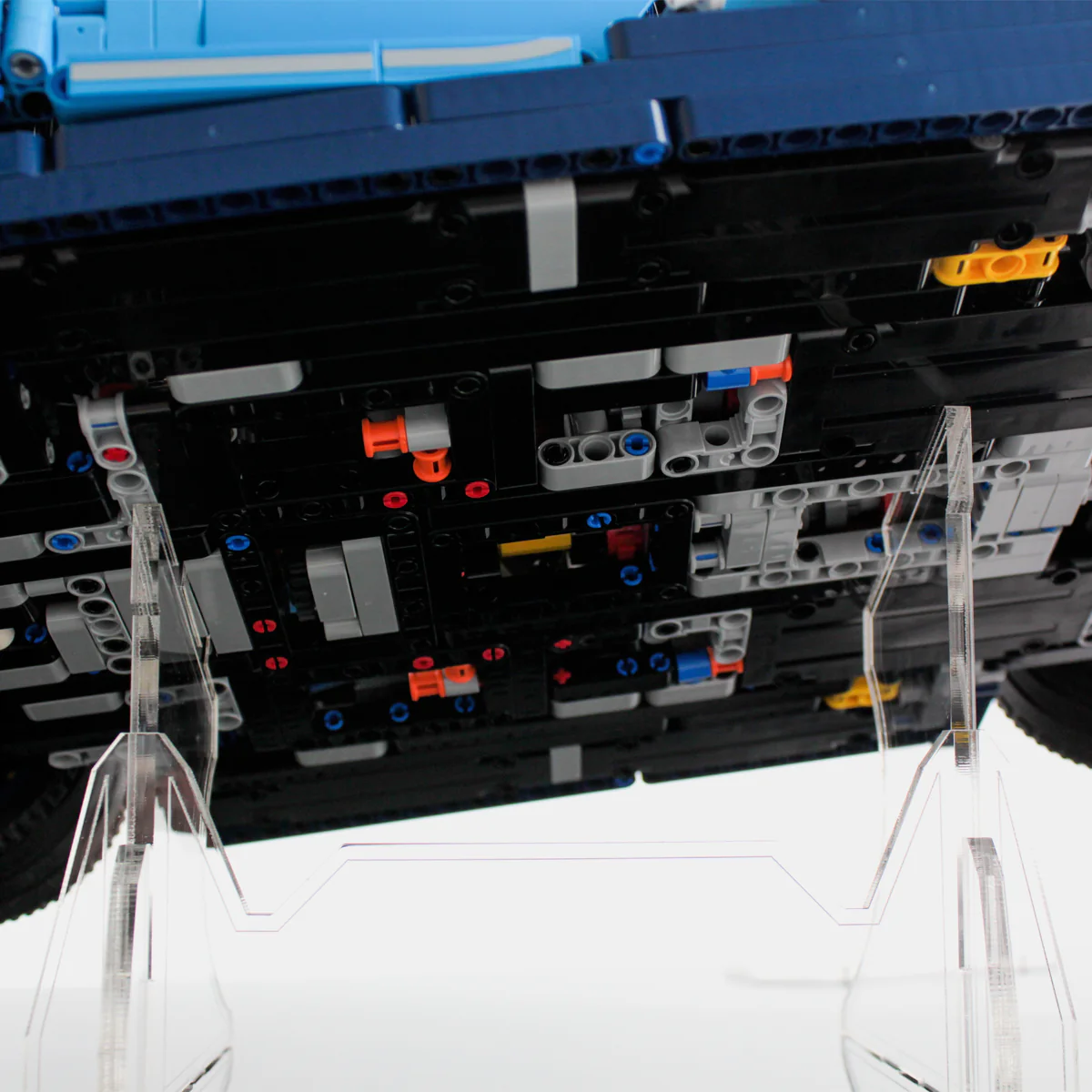 Display Case for LEGO® Technic: Bugatti Chiron (42083) - Image 9