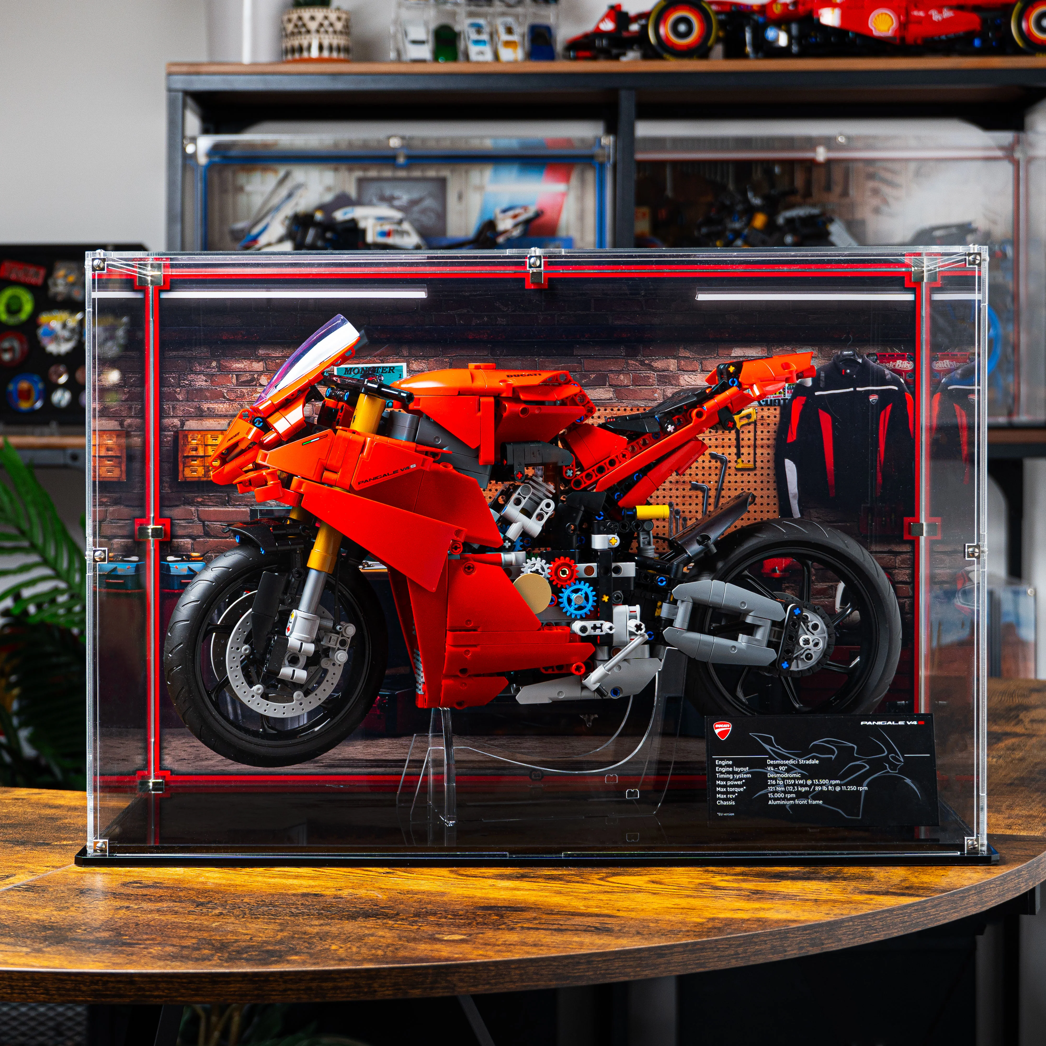 Display Case for LEGO Technic: Ducati Panigale V4 S (42202) - Image 7