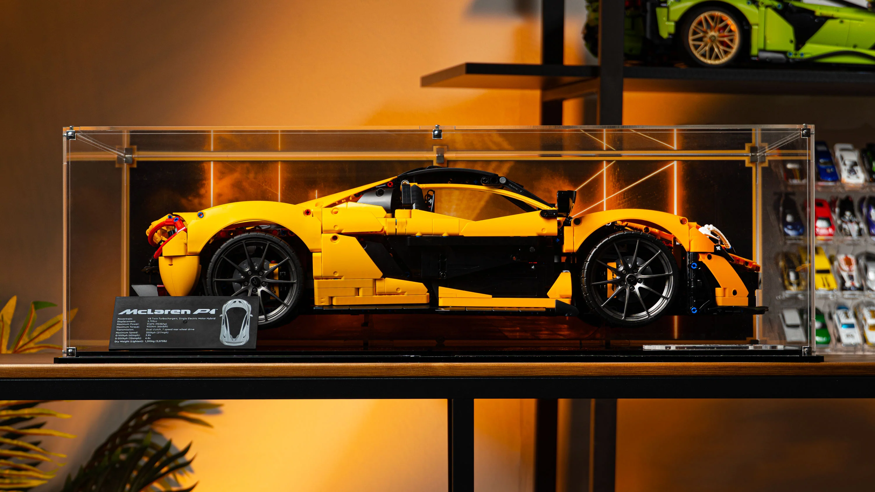 Display Case for LEGO® Technic™ McLaren P1™ (42172) - Image 10
