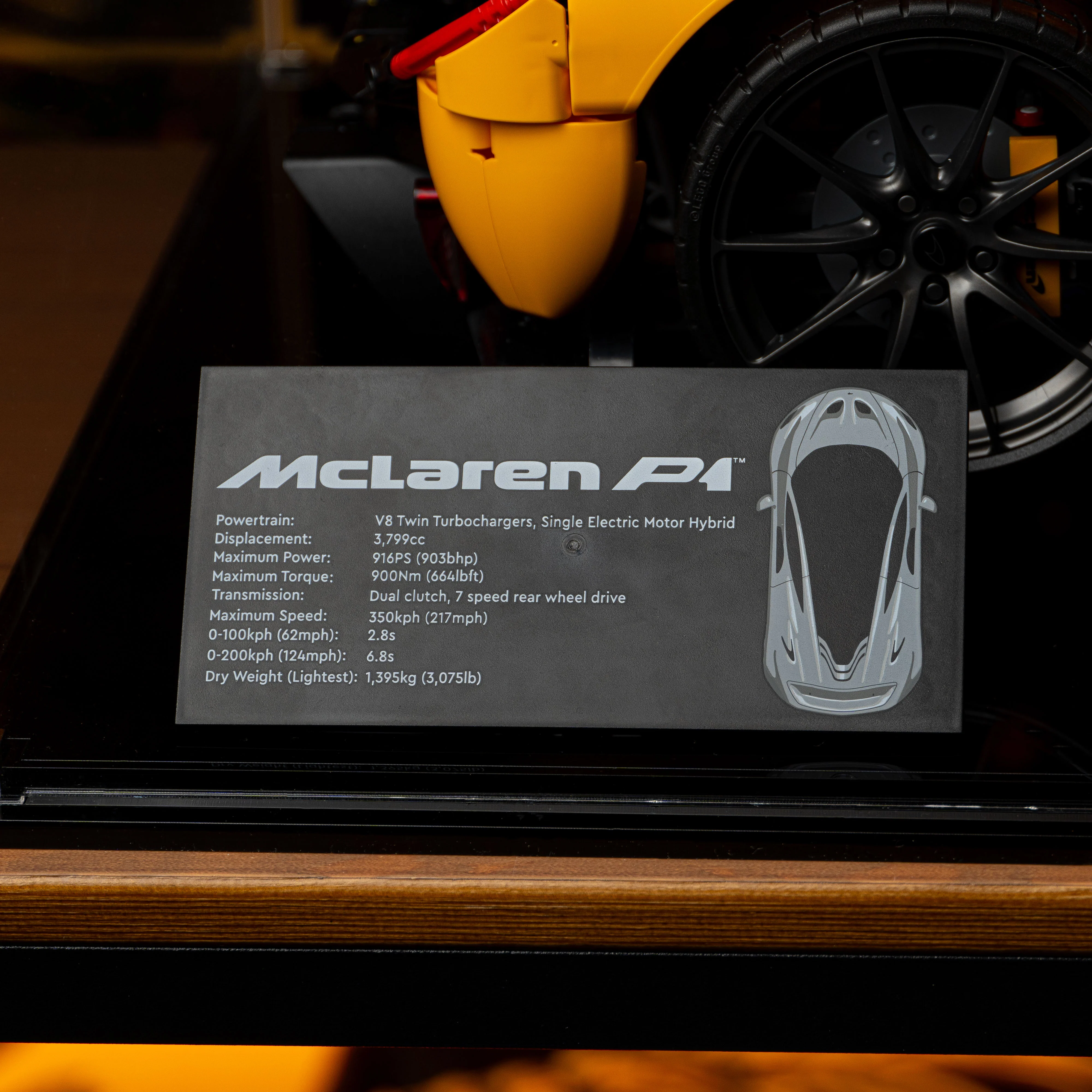 Display Case for LEGO® Technic™ McLaren P1™ (42172) - Image 13