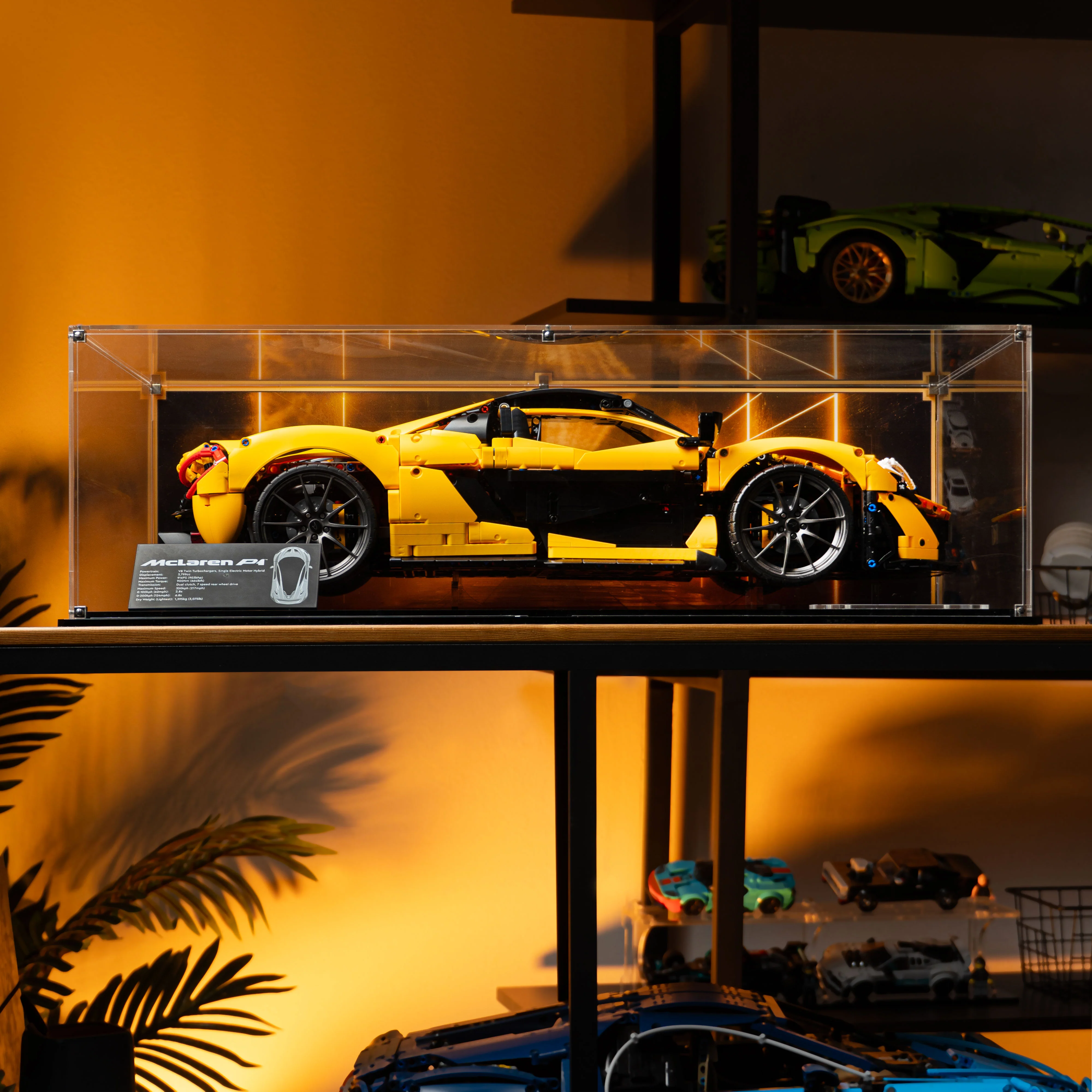 Display Case for LEGO® Technic™ McLaren P1™ (42172) - Image 8