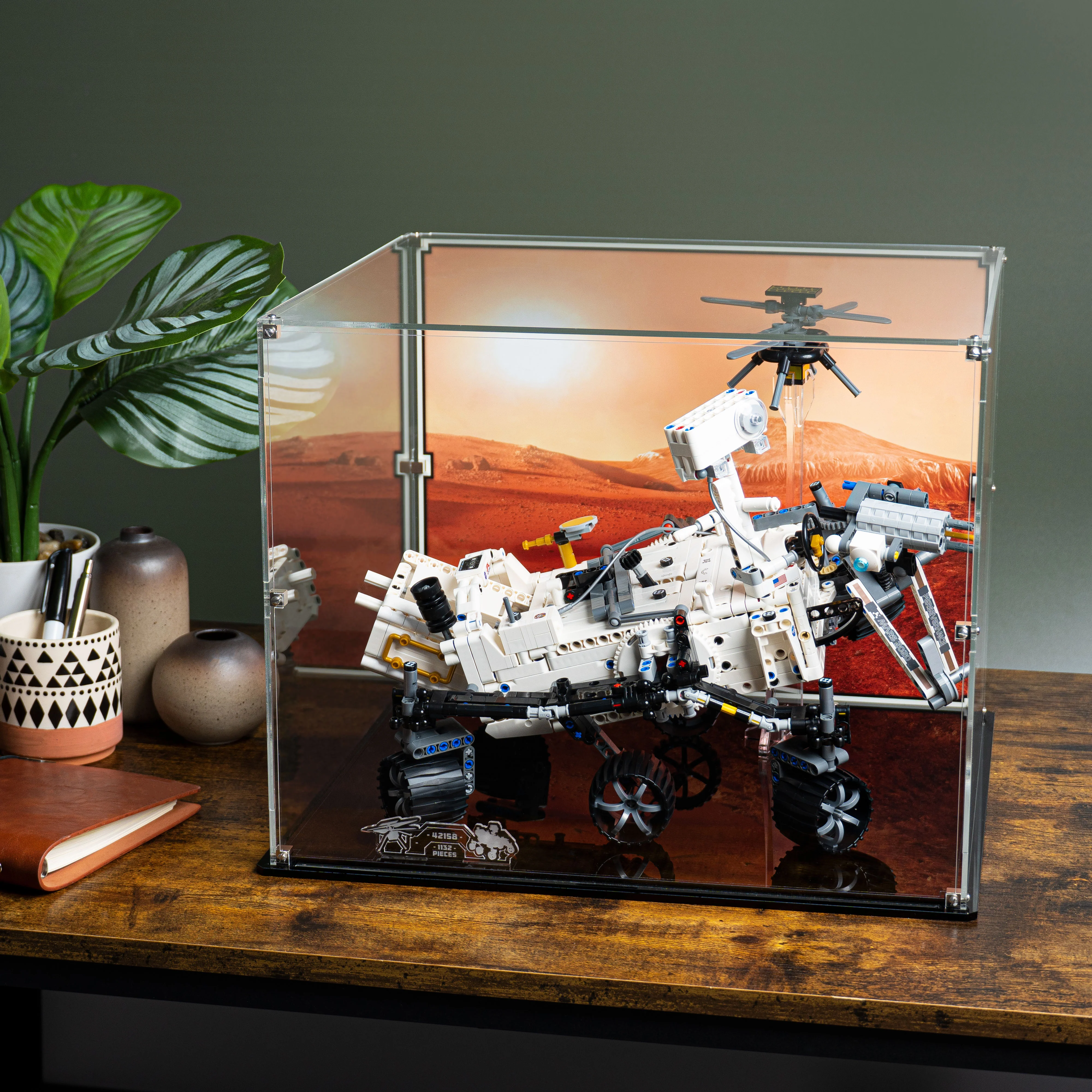 Display Case for LEGO® Technic: NASA Mars Rover Perseverance (42158) - Image 14