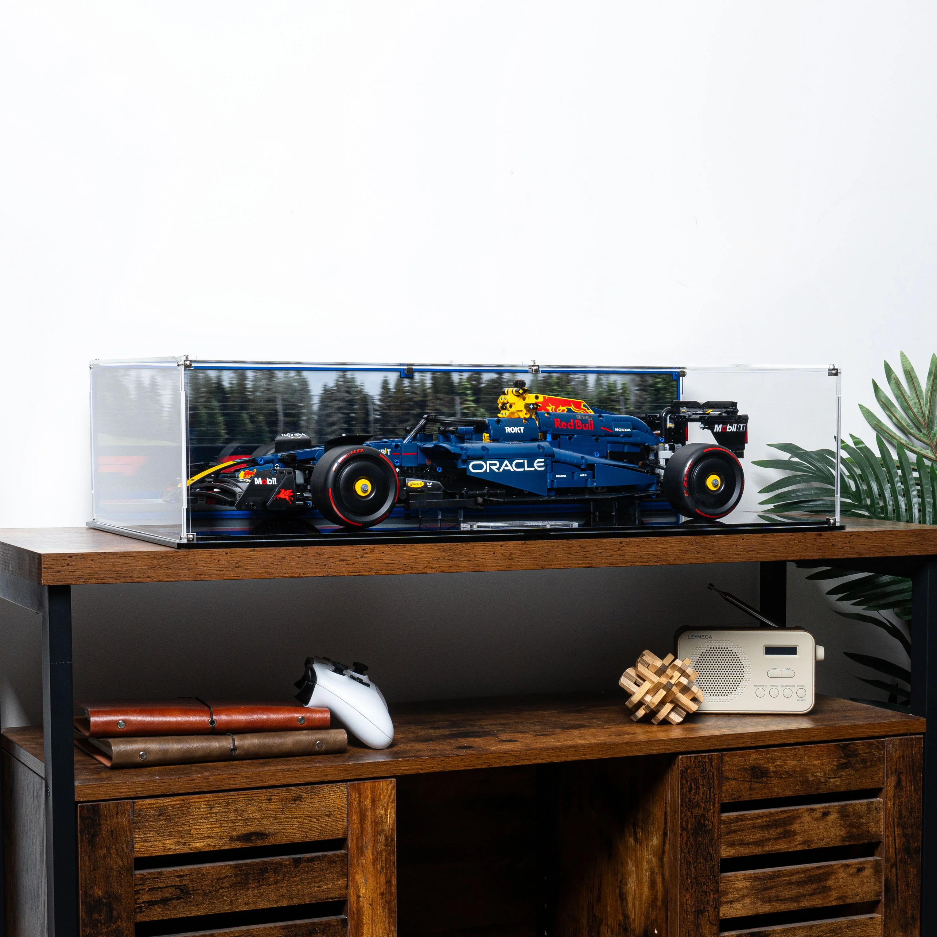 Display Case for LEGO® Technic Oracle Red Bull Racing RB20 F1 Car (42206) - Image 12