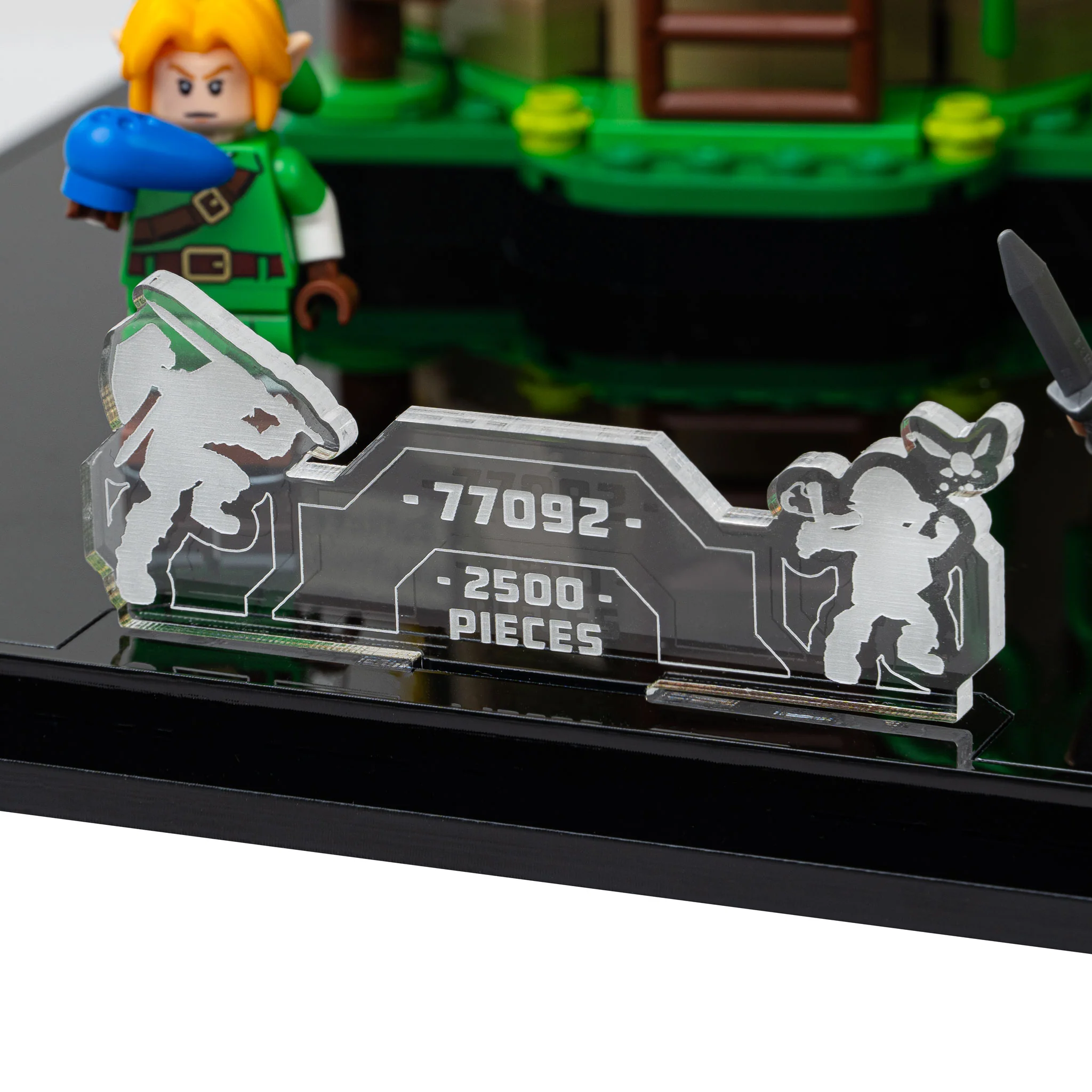 Display Case for LEGO® The Legend of Zelda Great Deku Tree 2-in-1 (77092) - Image 7