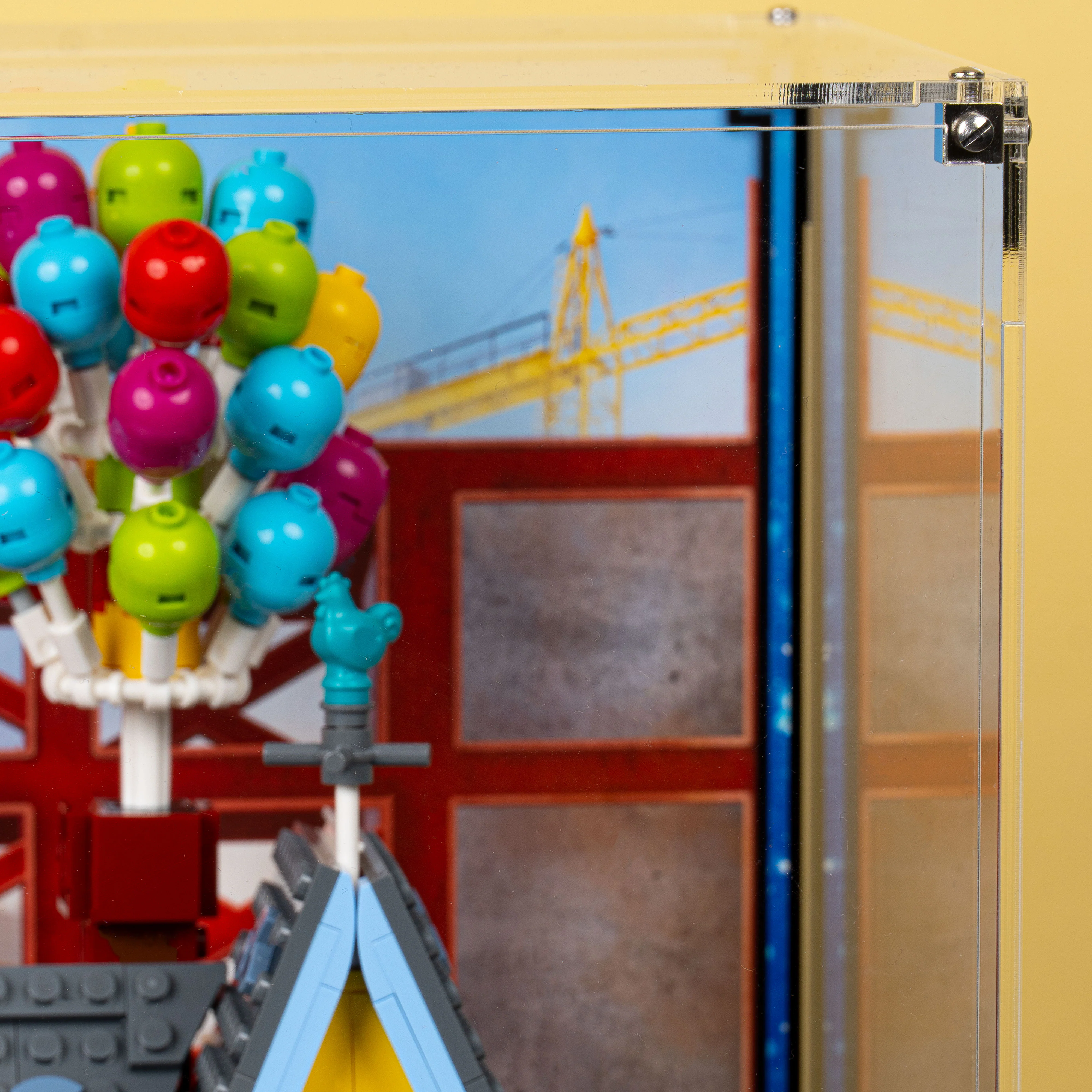 Display Case for LEGO® ‘Up’ House (43217) - Image 10