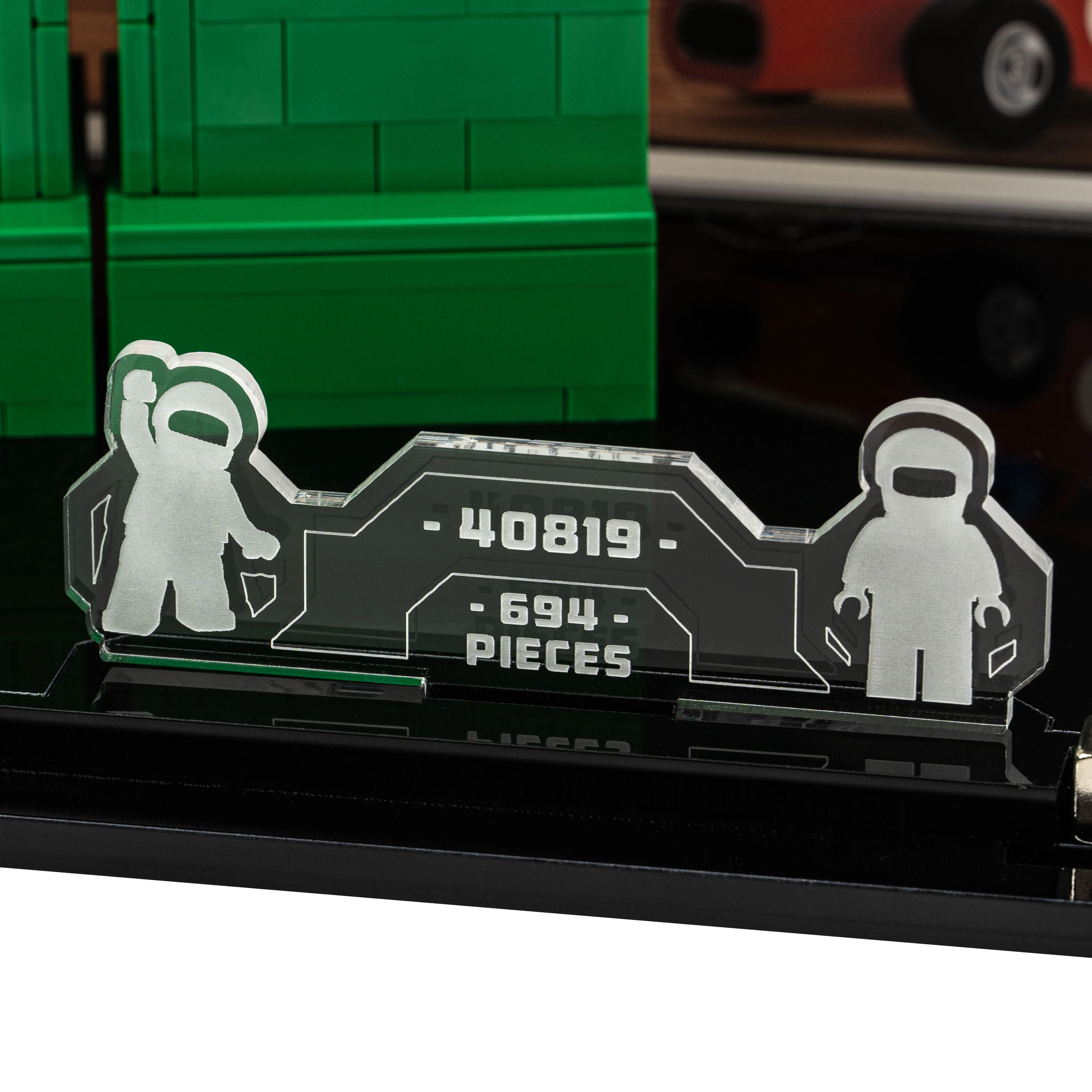 Display Case for LEGO® Up-Scaled Racing Driver Minifigure (40819) - Image 8