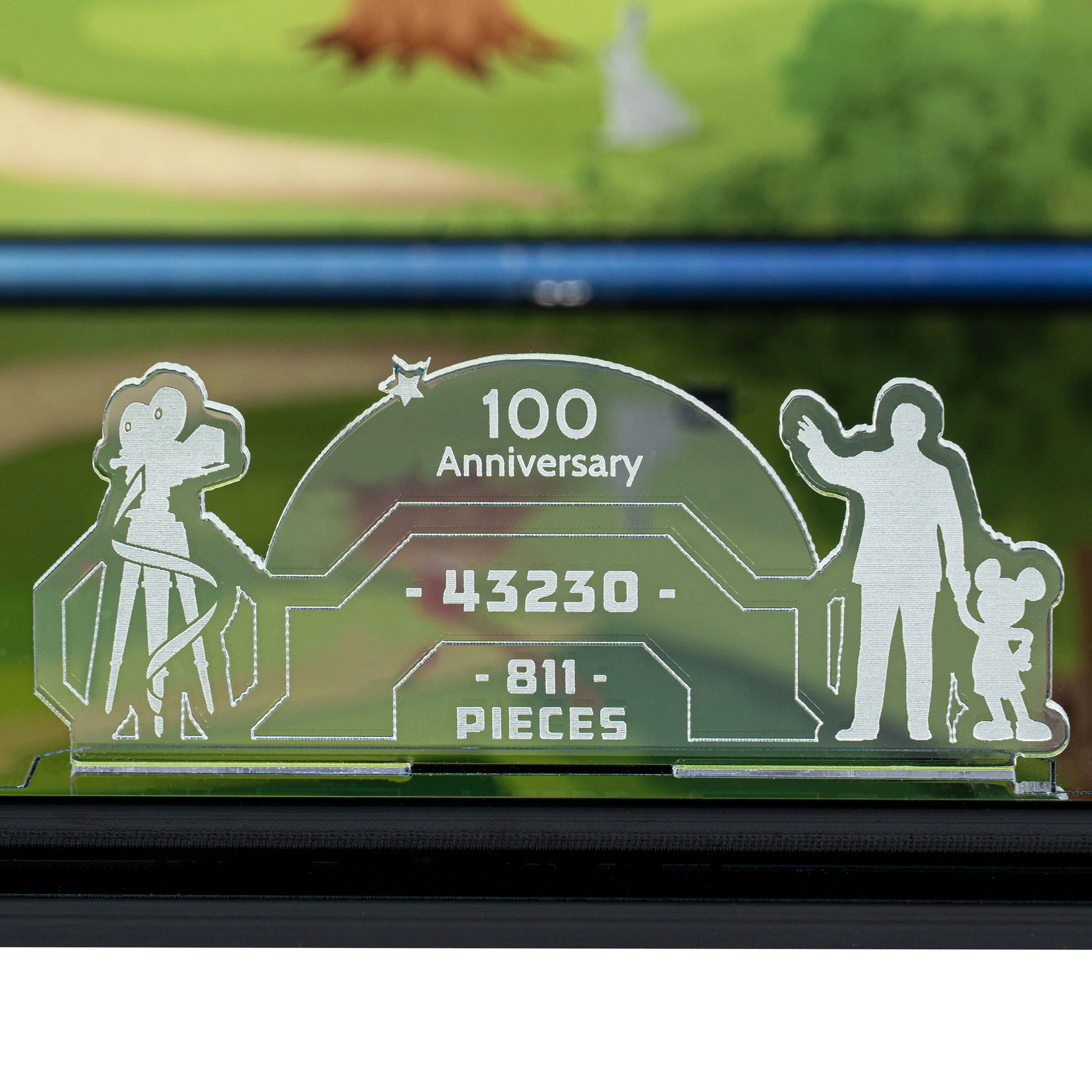 Display Case for LEGO® Walt Disney Tribute Camera (43230) - Image 4