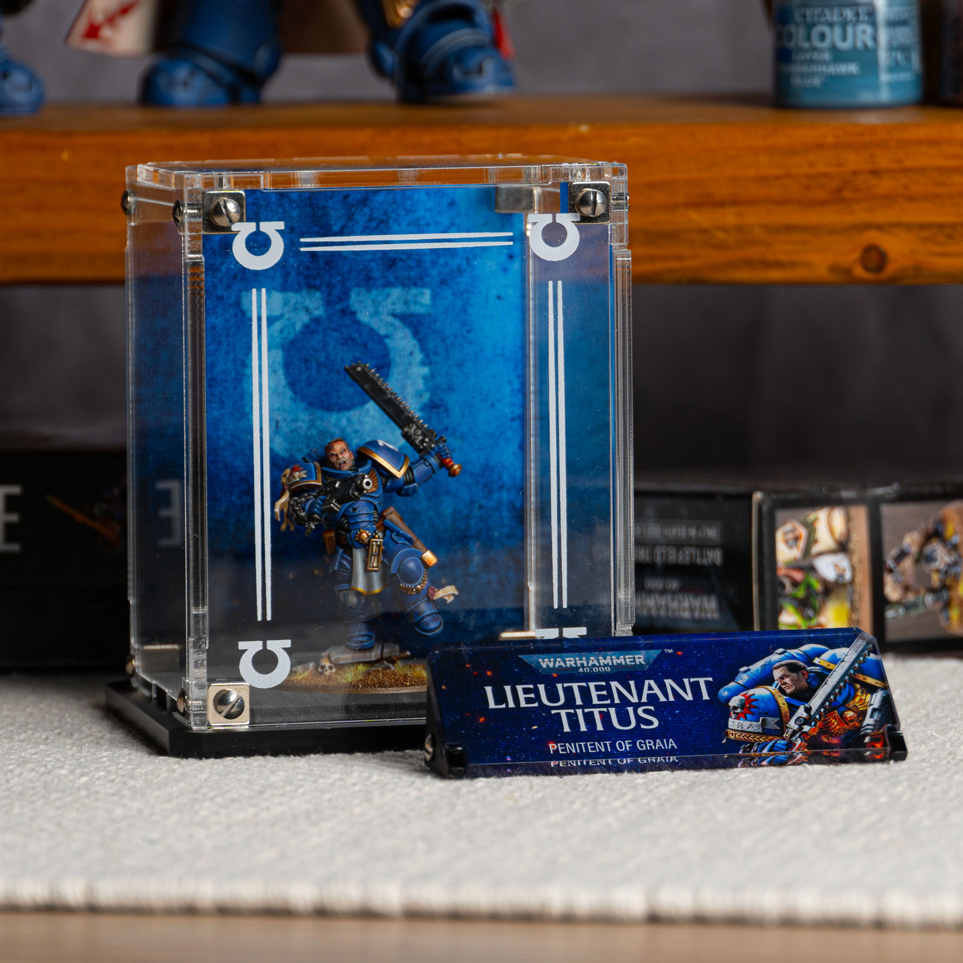 Display Case for Warhammer® 40,000 Lieutenant Titus - Image 2