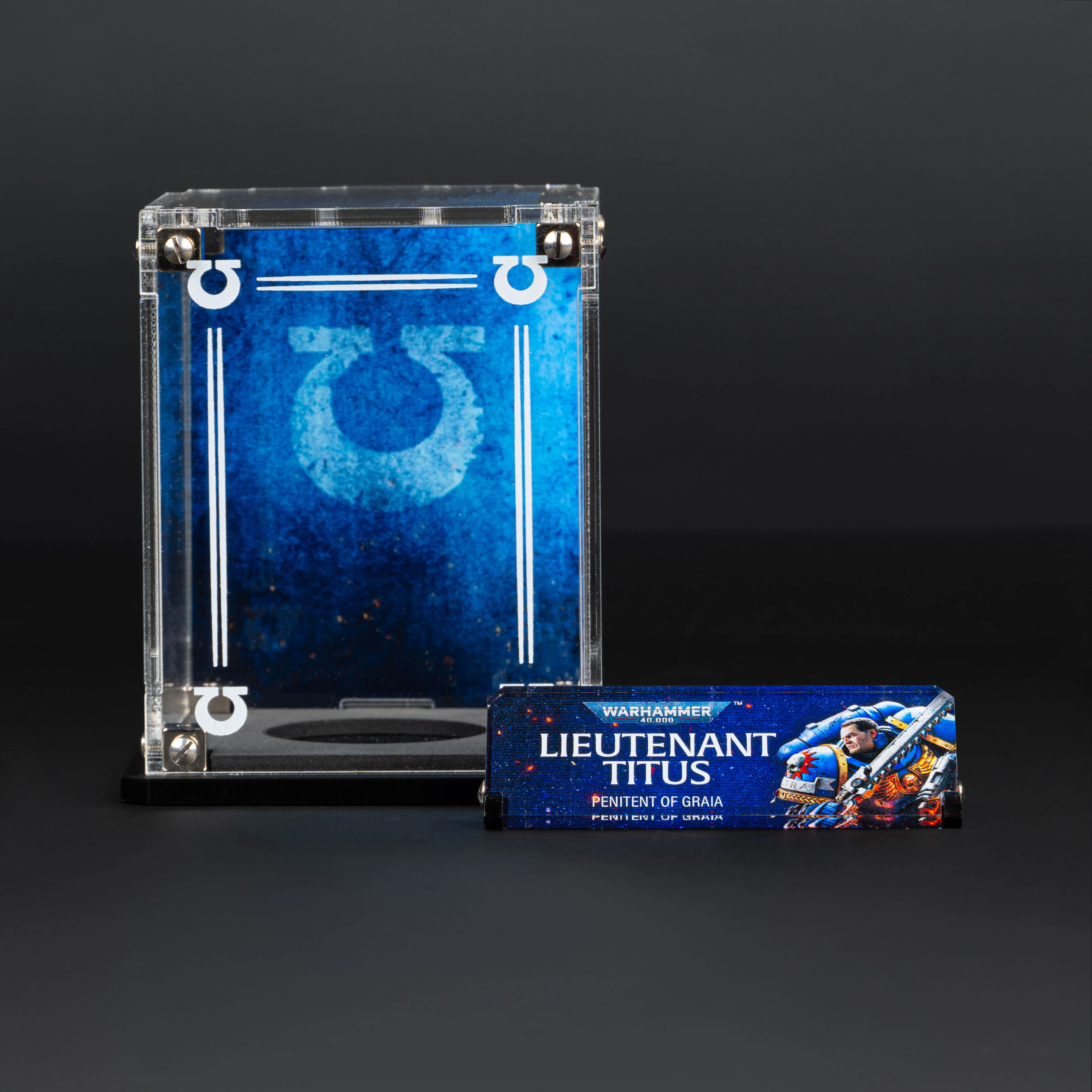 Display Case for Warhammer® 40,000 Lieutenant Titus - Image 6