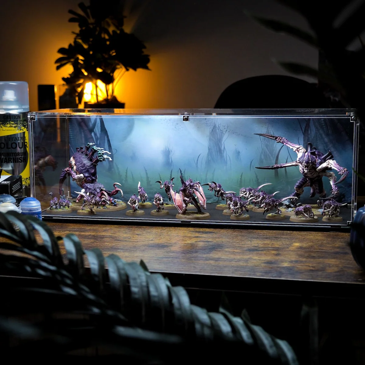 Display Case for Warhammer® Army with The Great Devourer Background - Image 4