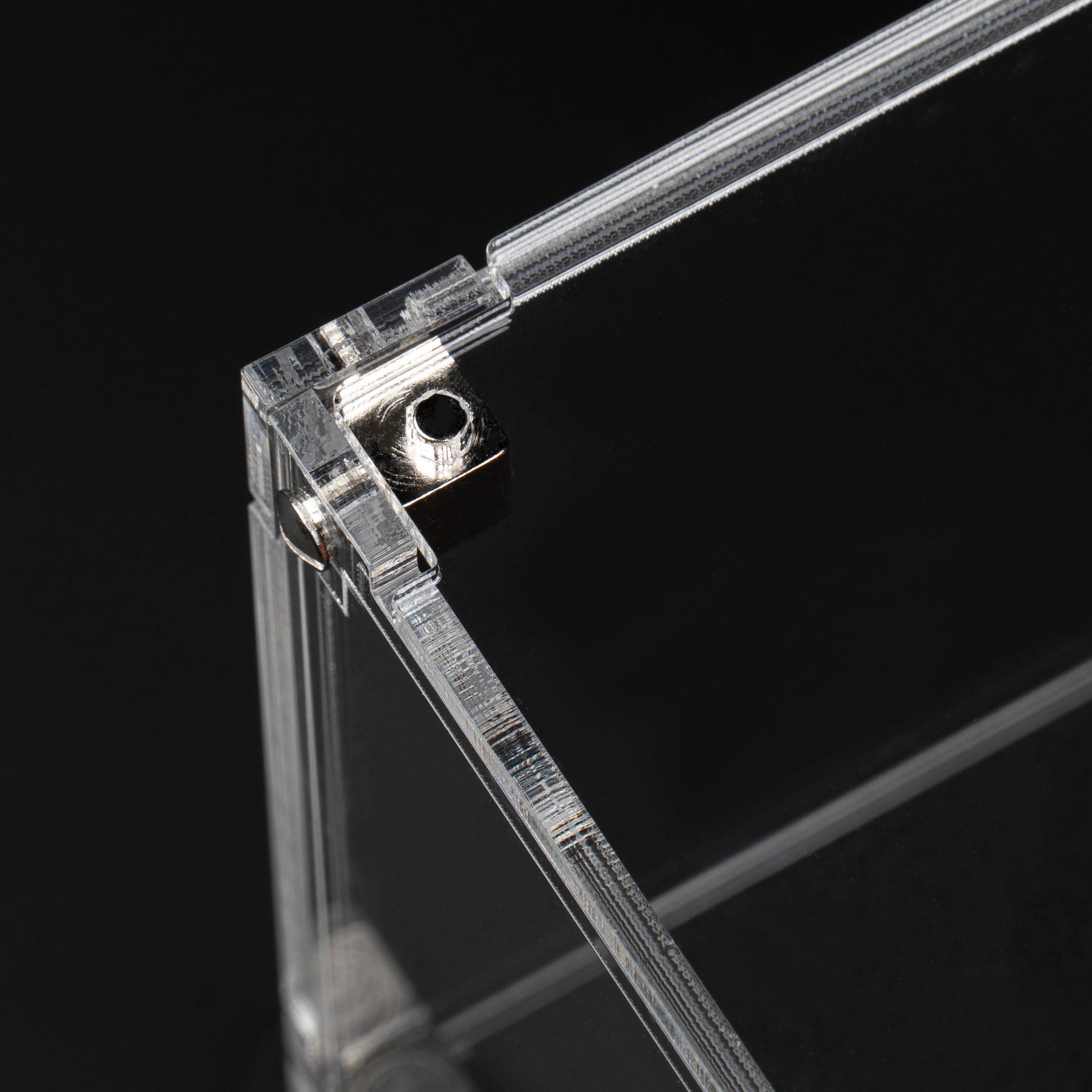 Display Case for Warhammer® Miniature with Clear Background - Image 3