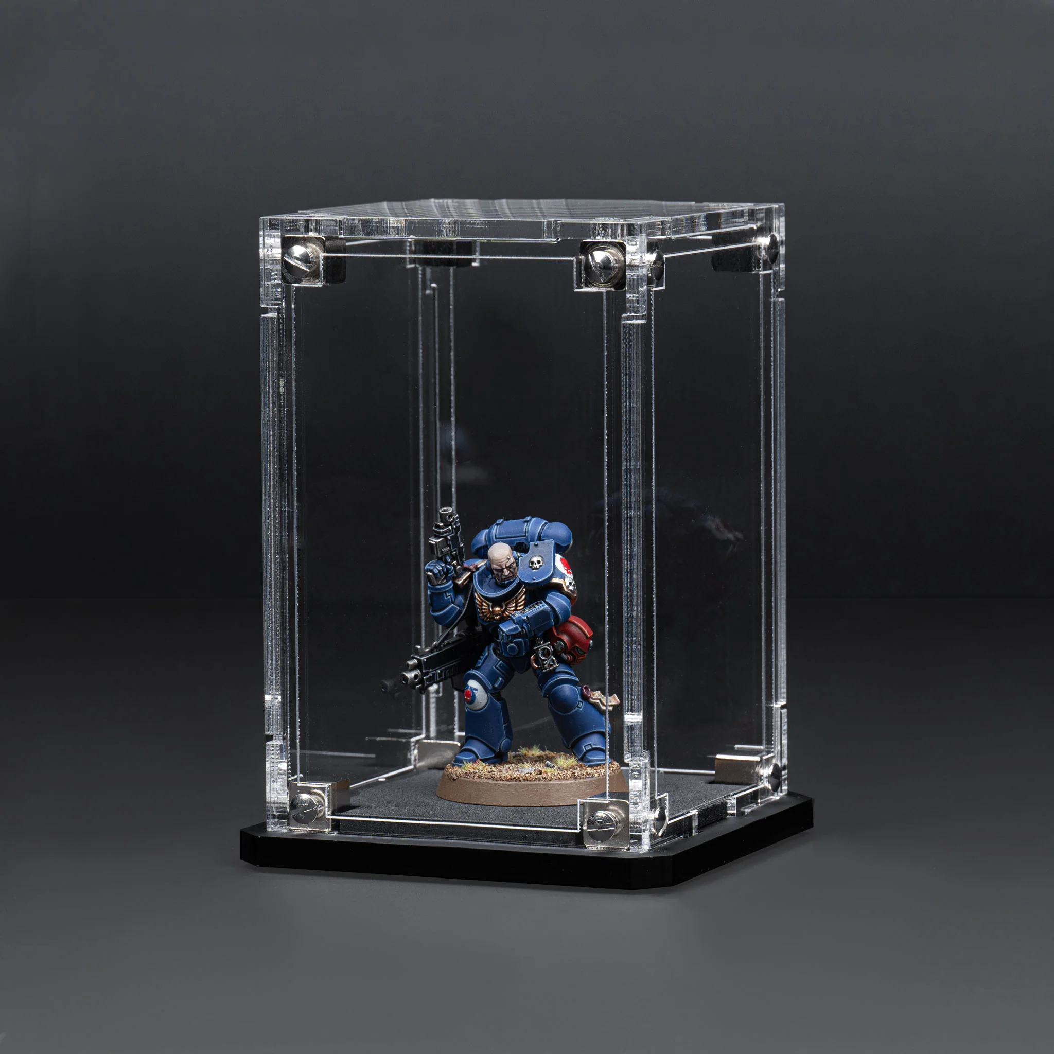 Display Case for Warhammer® Miniature with Clear Background - Image 9