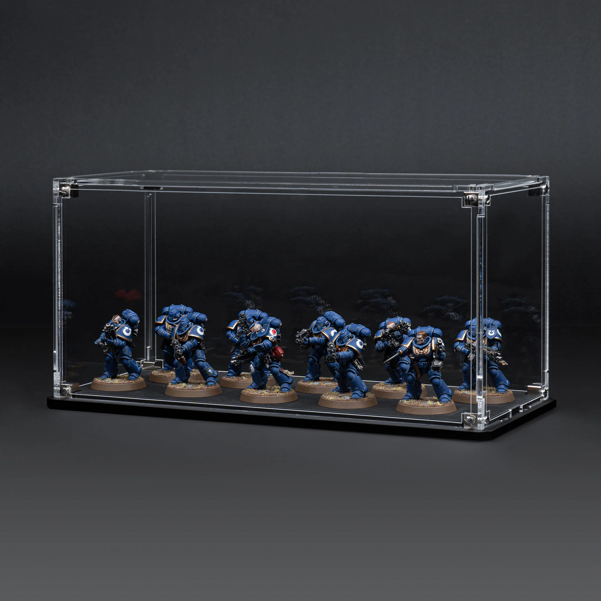 Display Case for Warhammer® Squad with Clear Background - Image 15