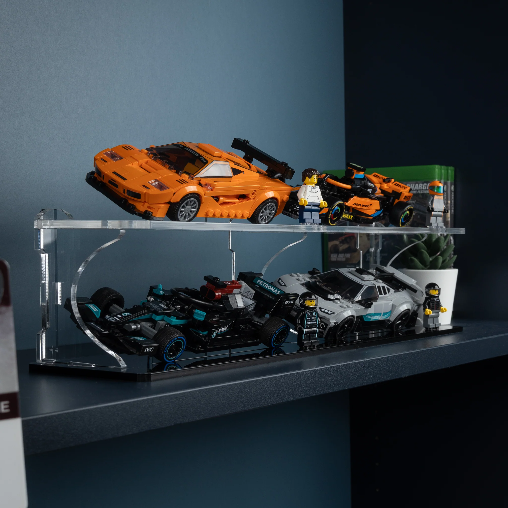 Display Stand for 4x LEGO® Speed Champions Cars (2x2) - Image 3