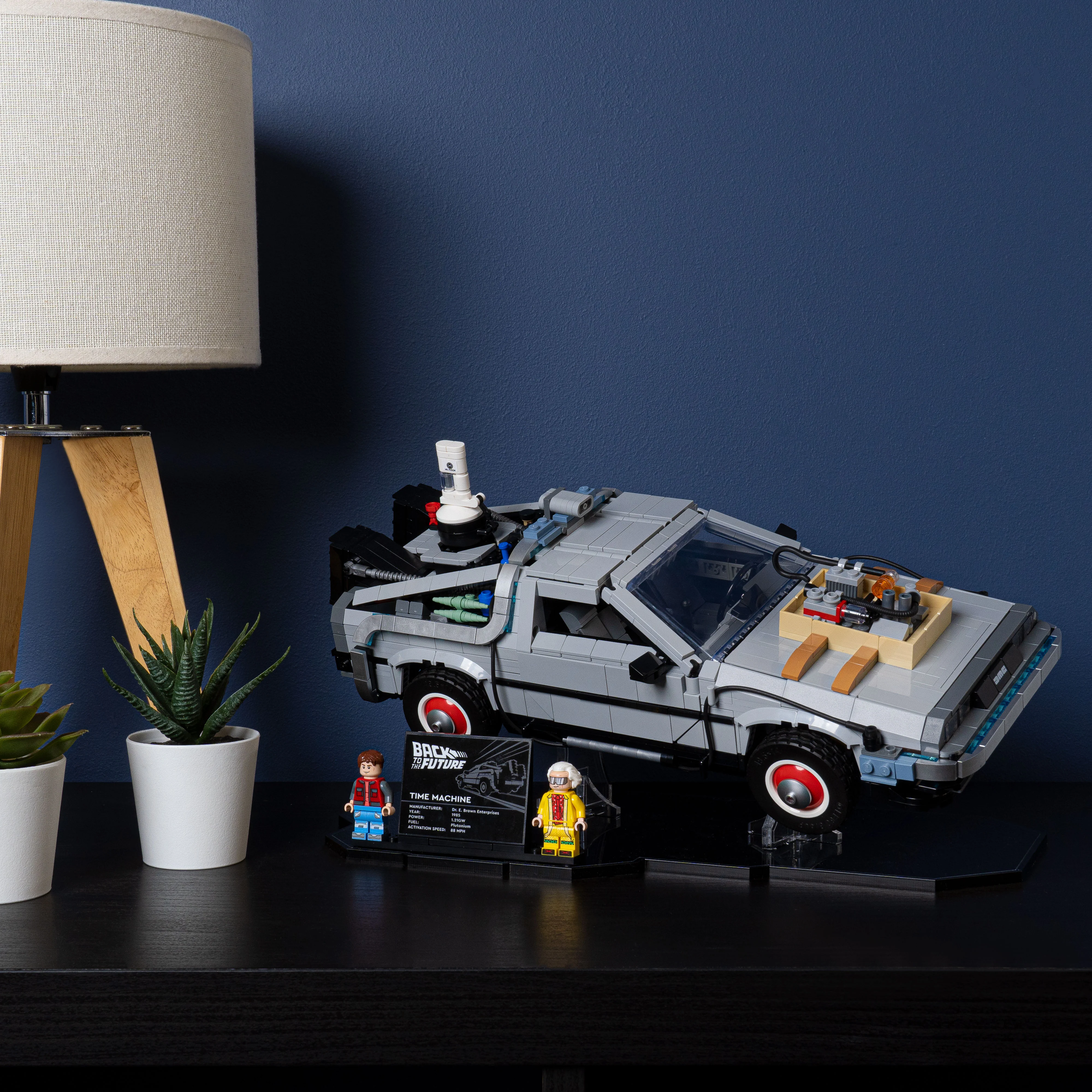 Display Stand for LEGO® Back to the Future Time Machine (10300) - Image 13