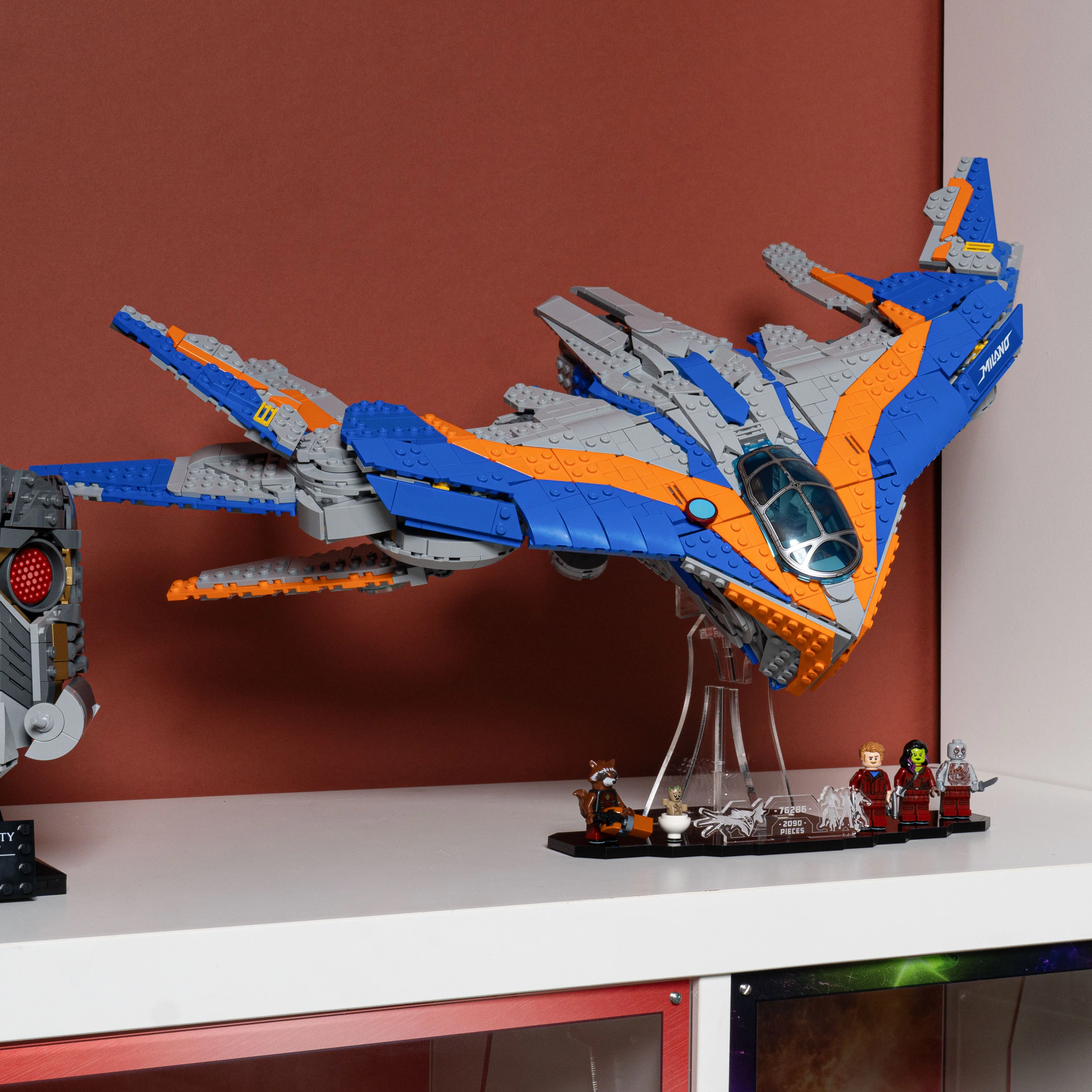 Display Stand for LEGO® Guardians of the Galaxy: The Milano (76286) - Image 10