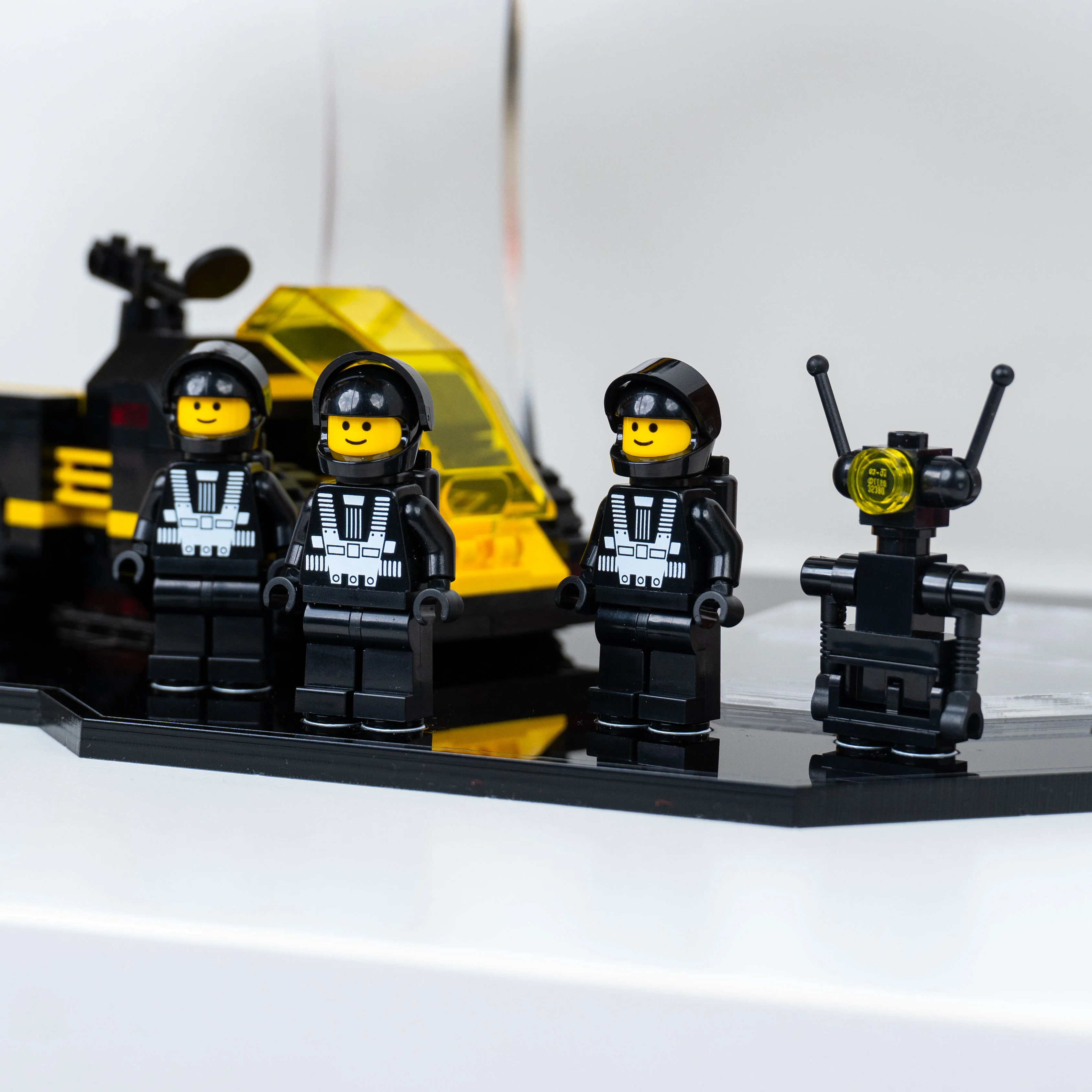 Display Stand for LEGO® Icons: Blacktron Renegade (10355) - Image 7