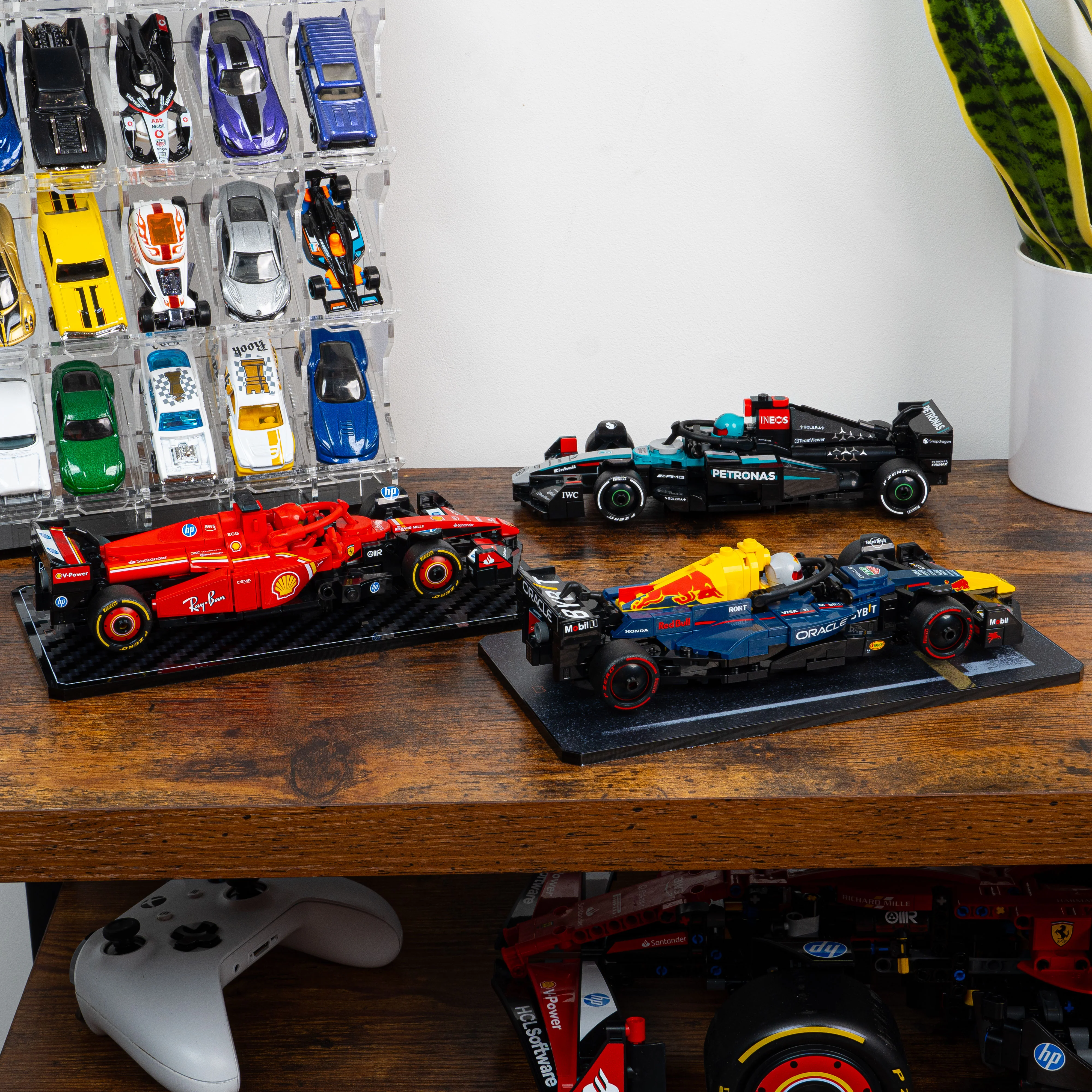 Wall Mountable Display Stand for LEGO® Speed Champions: Formula 1 Range - Image 18