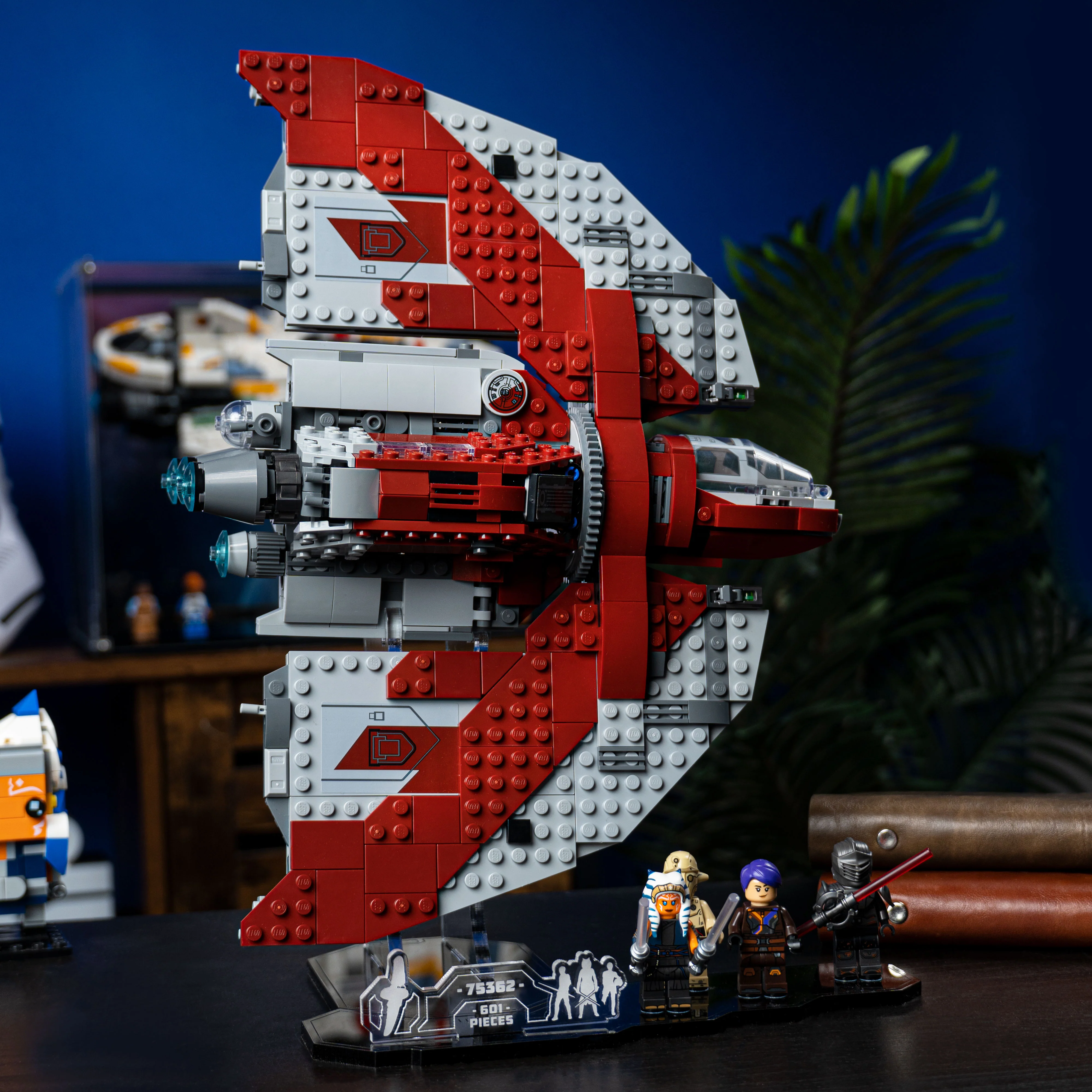 Display Stand for LEGO® Star Wars™ Ahsoka Tano's T-6 Jedi Shuttle (75362) - Image 11