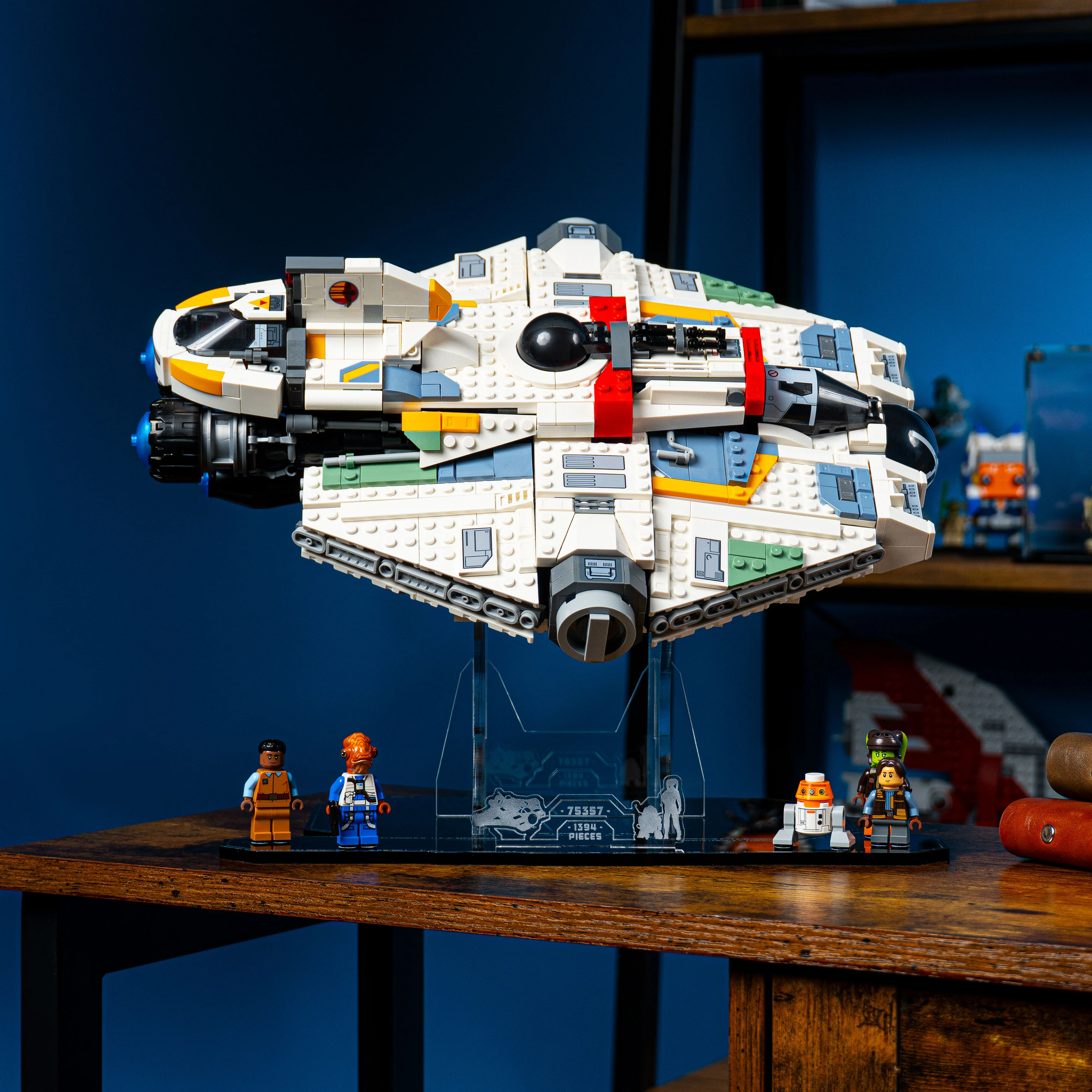 Display Stand for LEGO® Star Wars Ghost & Phantom II (75357) - Image 9