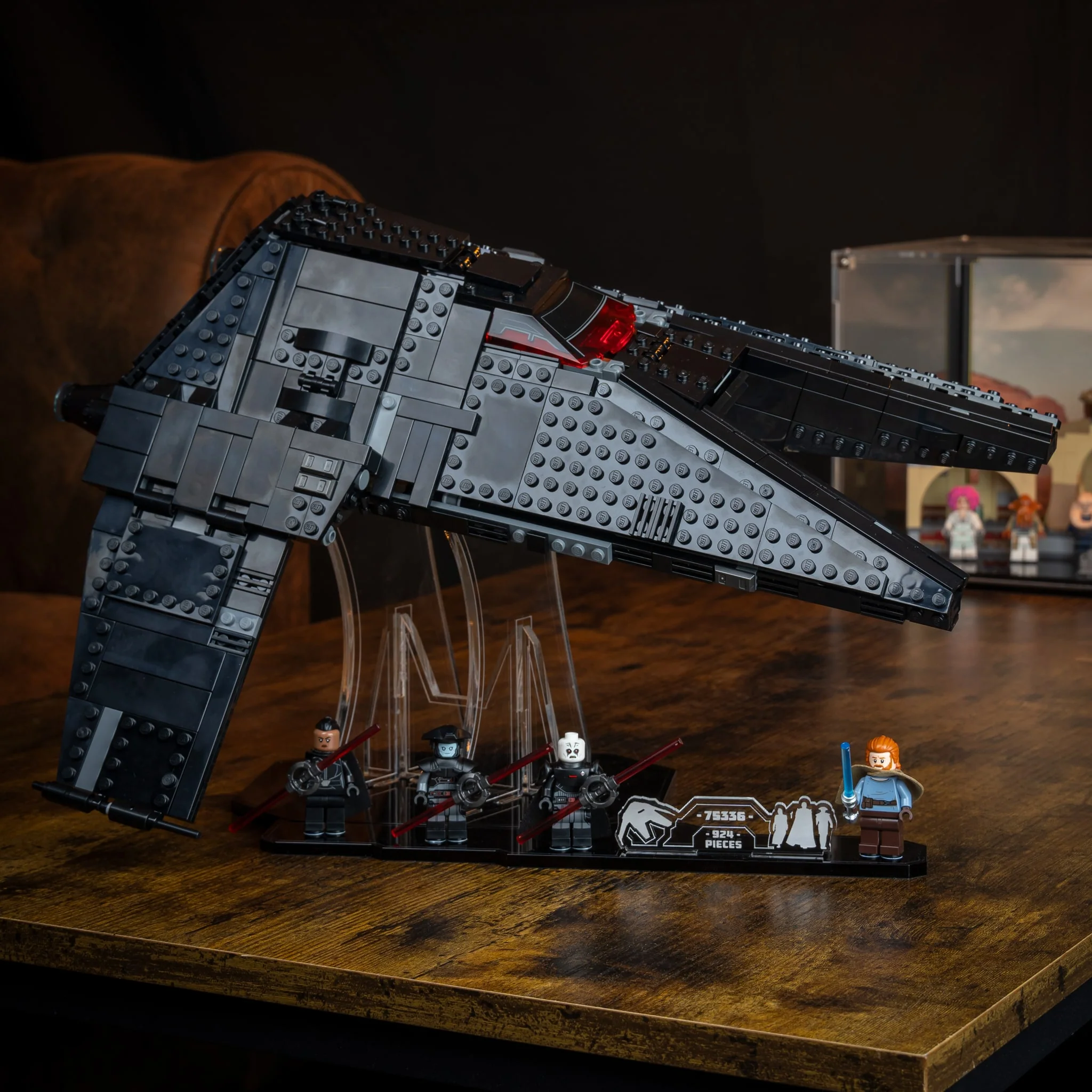 Display Stand for LEGO® Star Wars™ Inquisitor Transport Scythe (75336) - Image 9